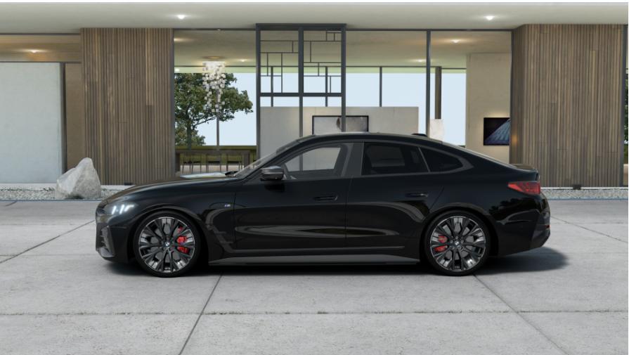 BMW i4 view 8
