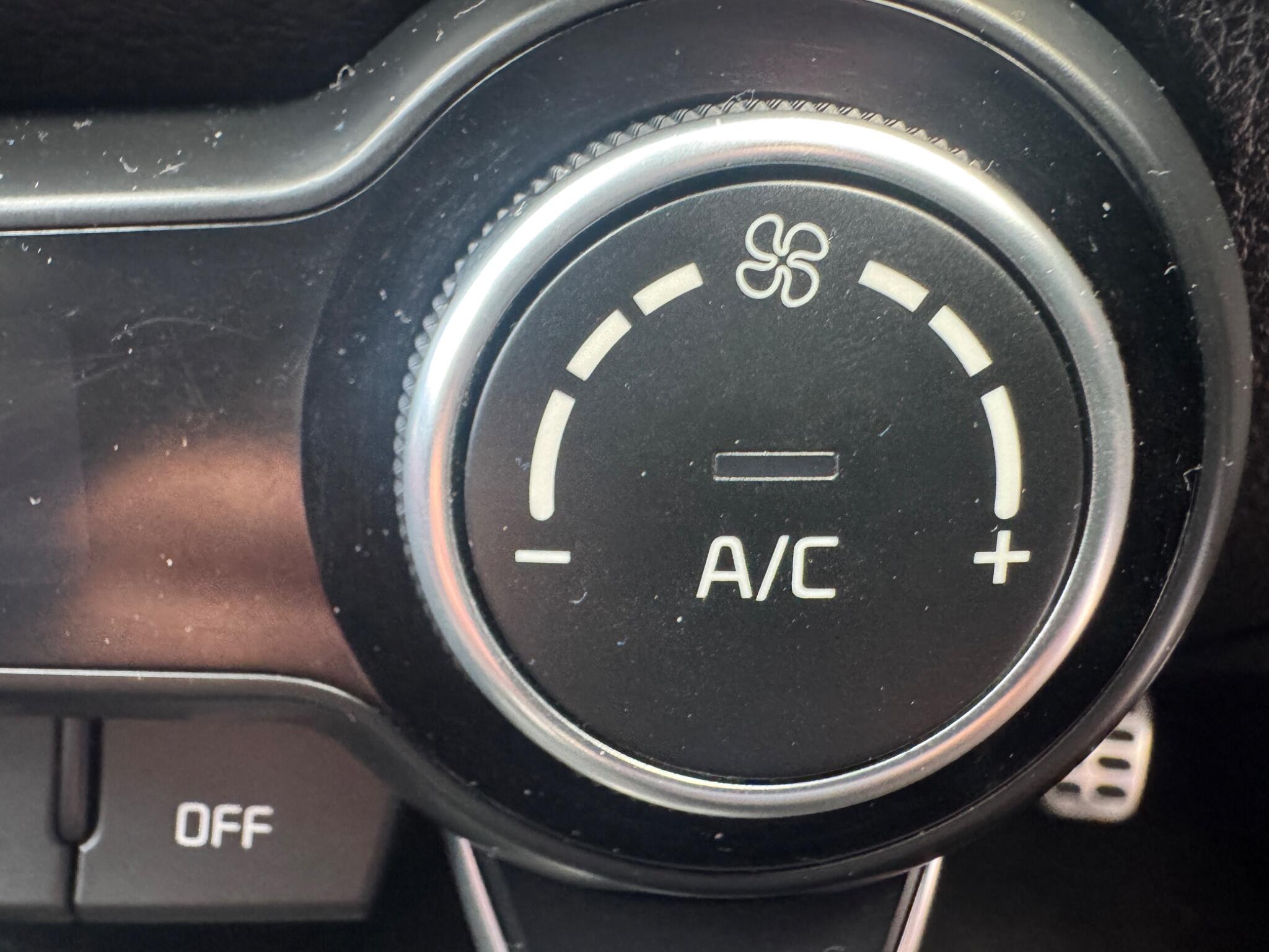 Kia Rio view 28