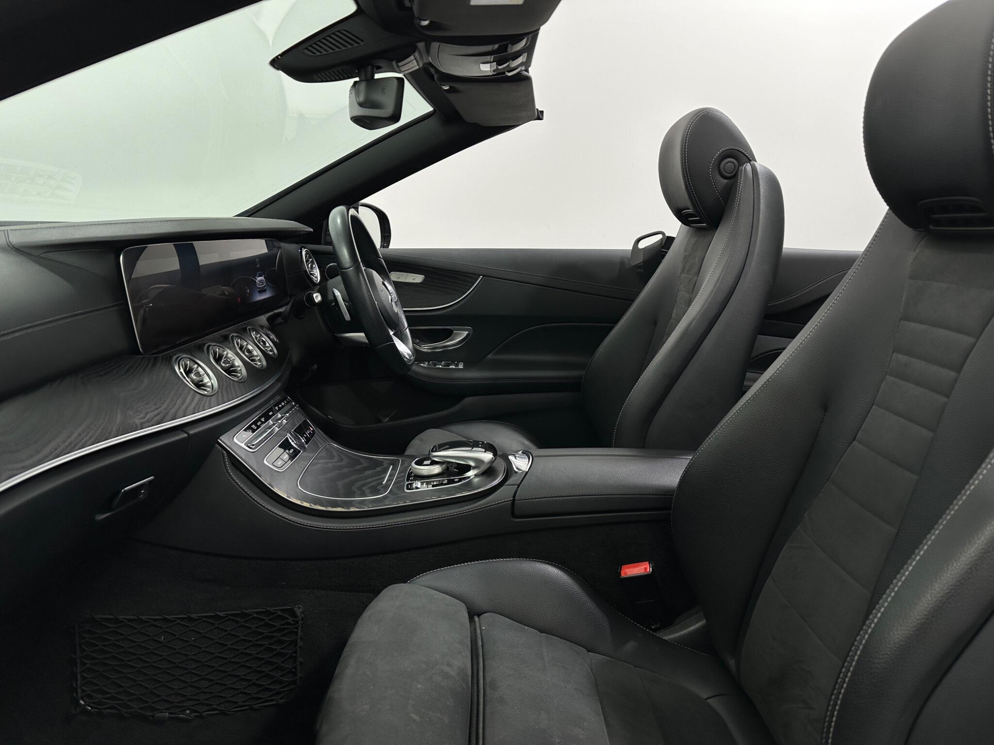 Mercedes-Benz E-Class view 36