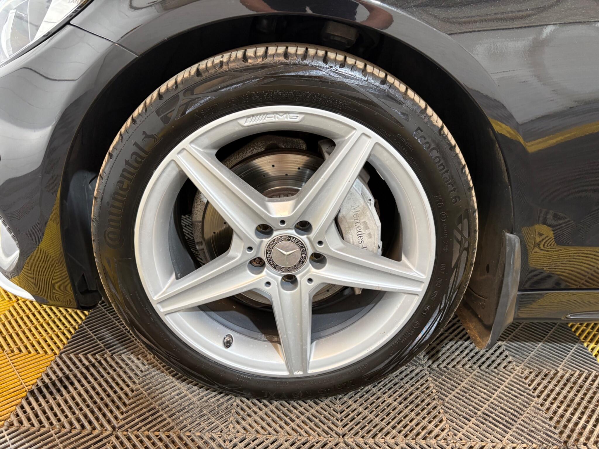 Mercedes-Benz C Class view 66