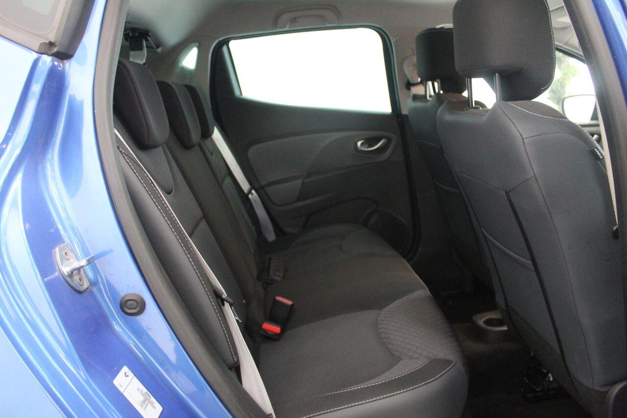 Renault Clio view 56
