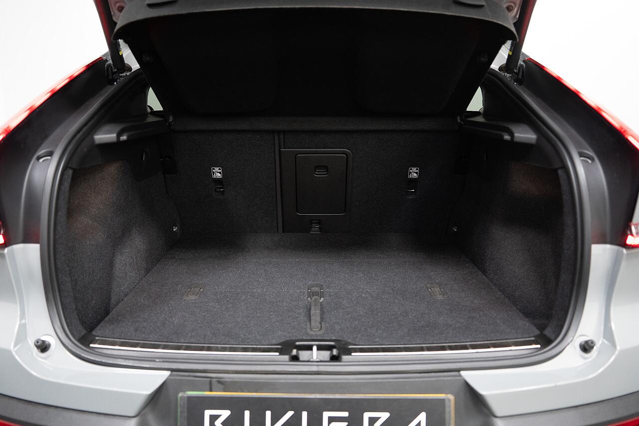 Volvo C40 view 43