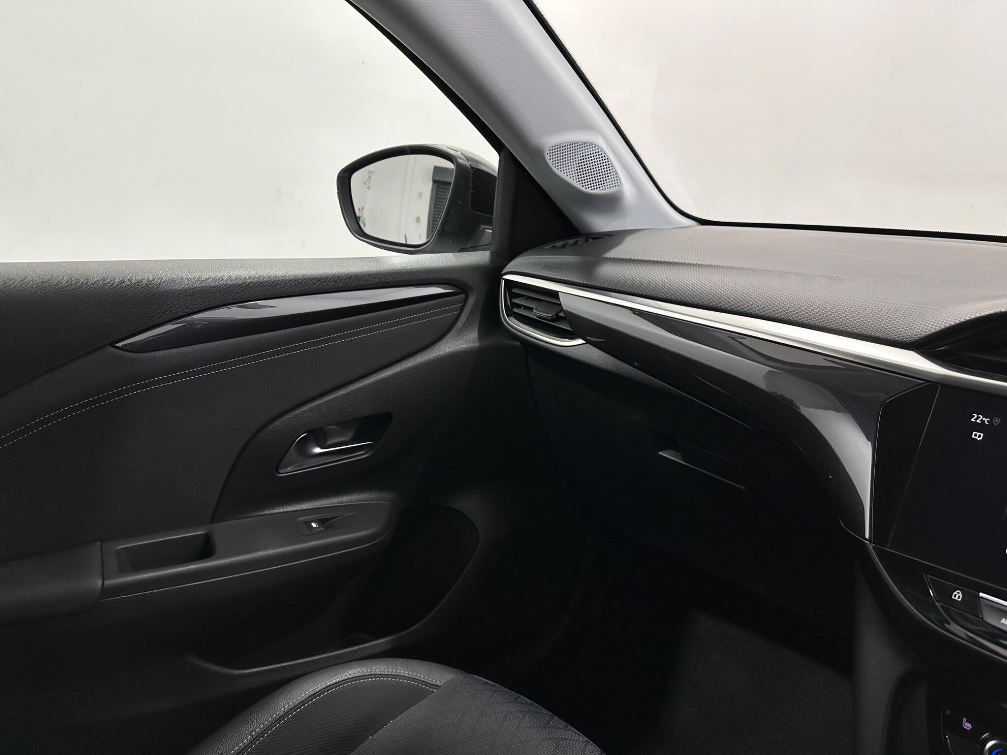 Vauxhall Corsa view 27