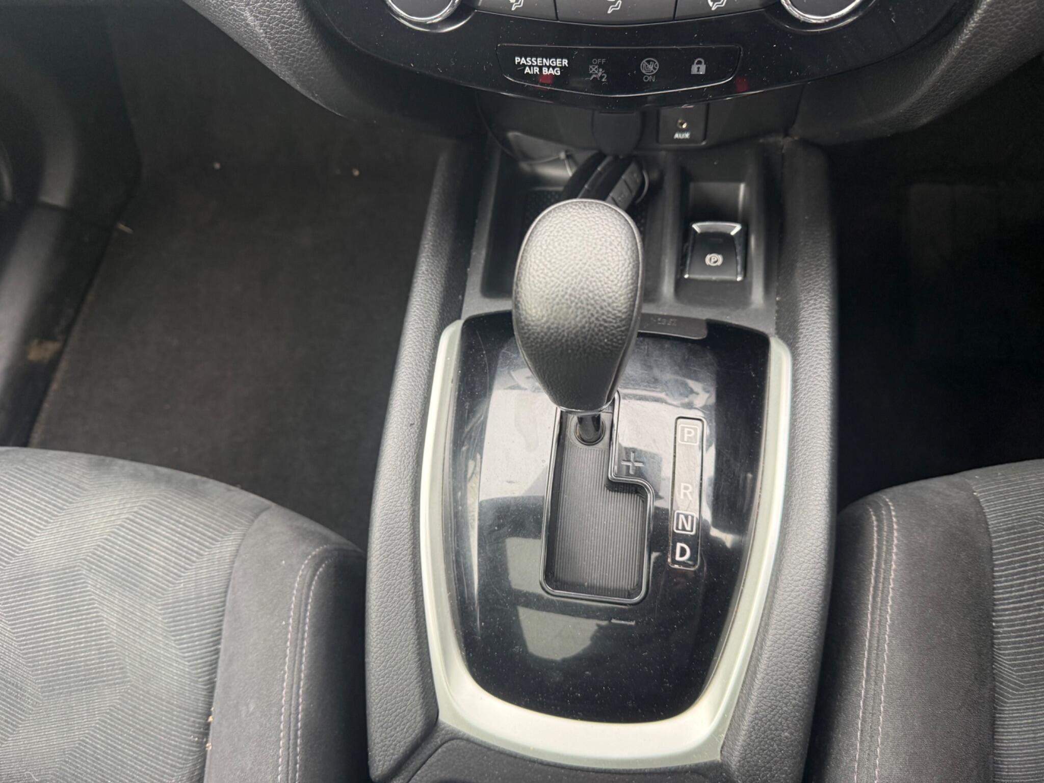2017 Nissan X-Trail image 23