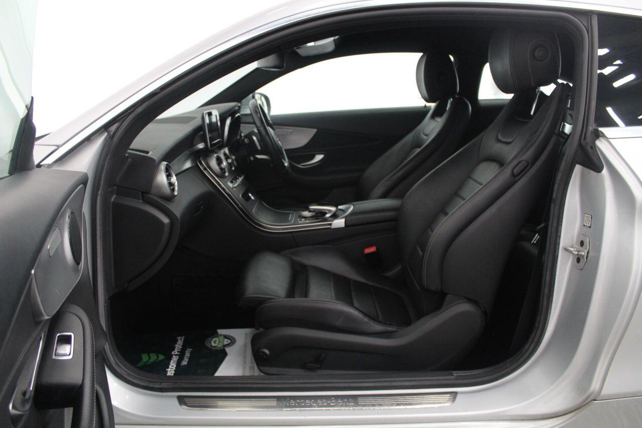 Mercedes-Benz C-Class view 48