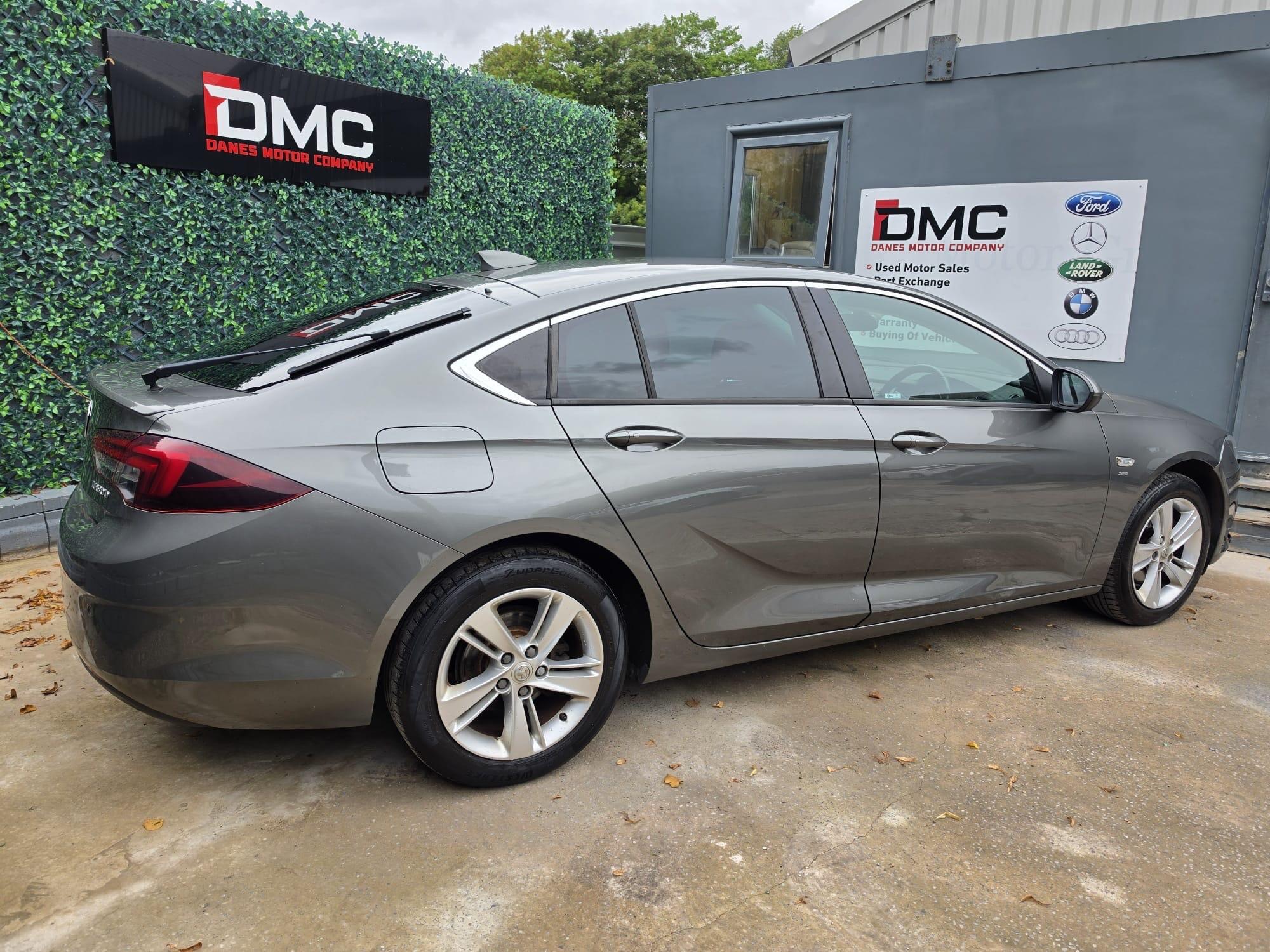 Vauxhall Insignia view 2