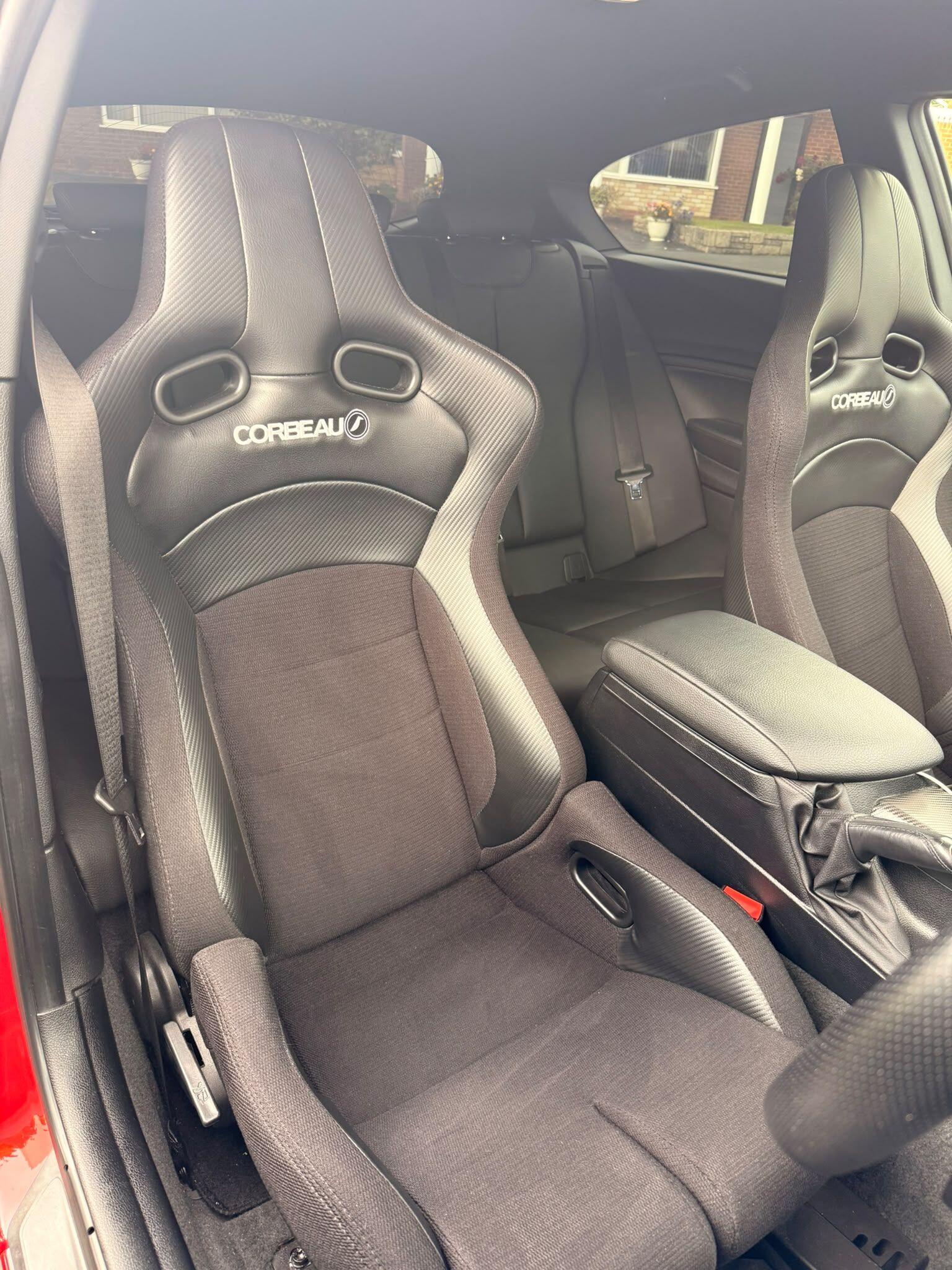 BMW 1 Series view 8
