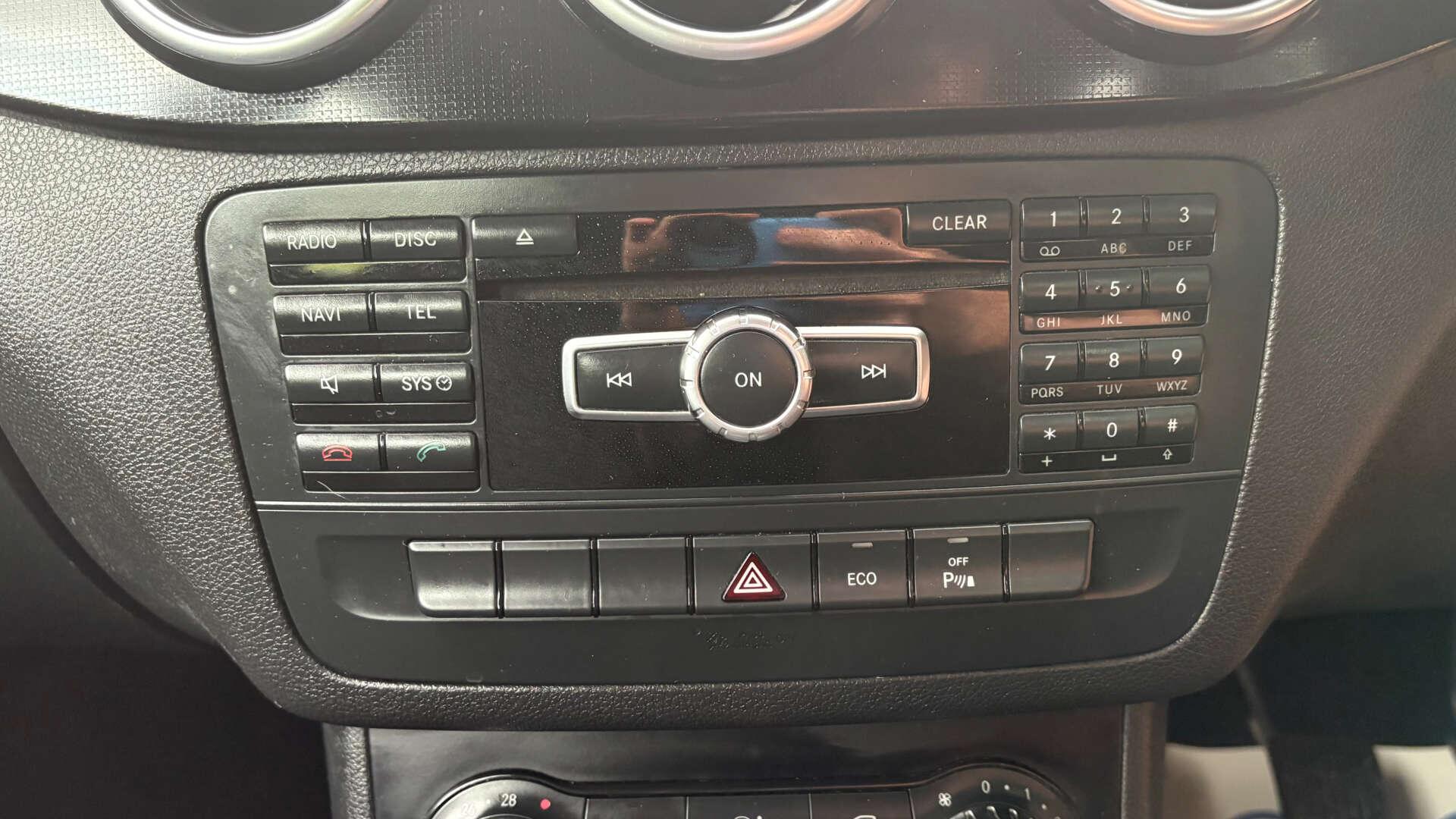 Mercedes-Benz B-Class view 22