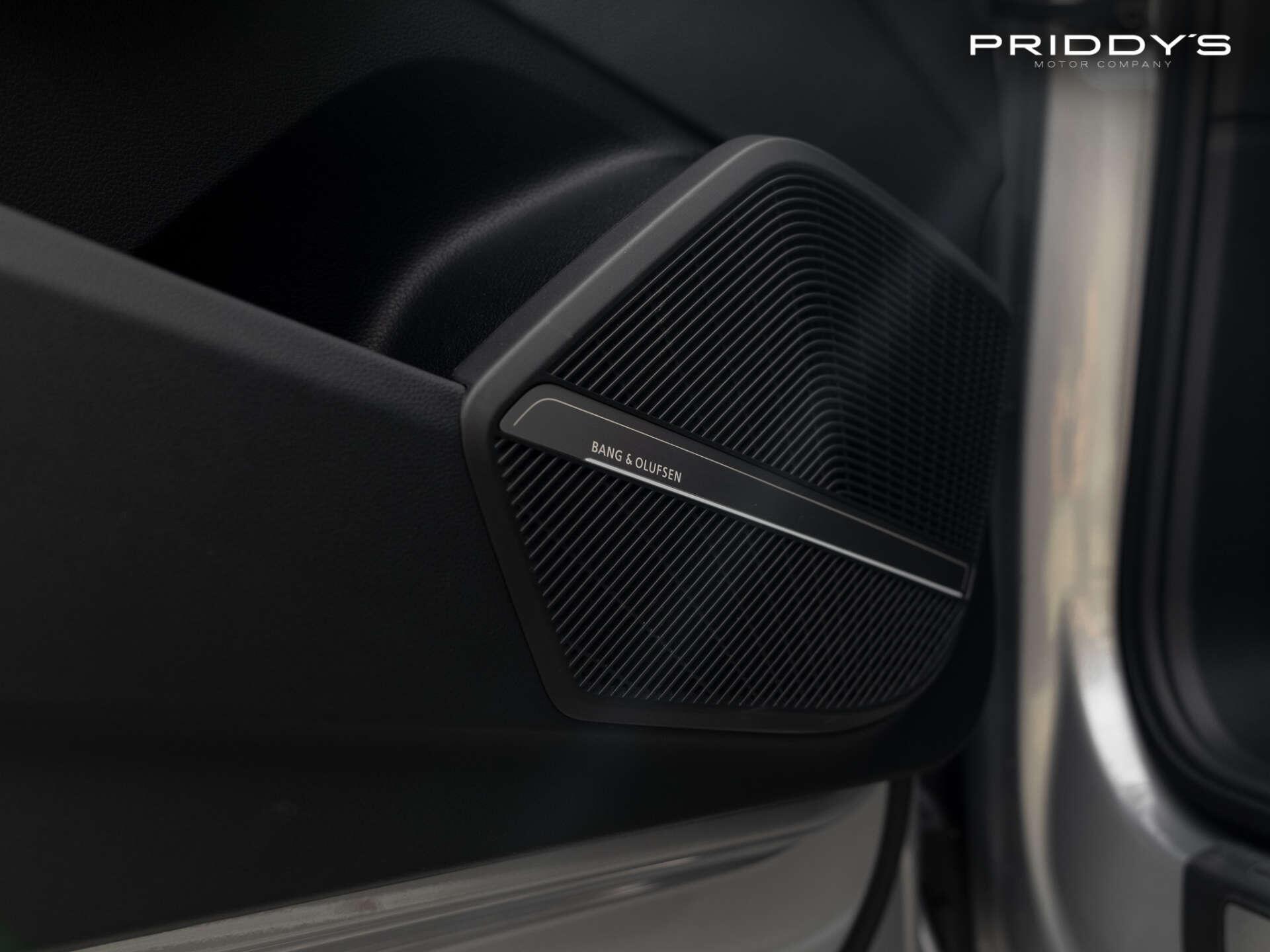 Audi Q5 view 19