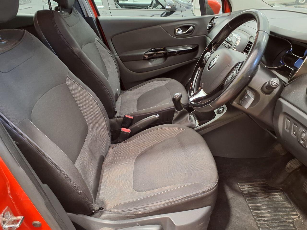 Renault Captur view 10