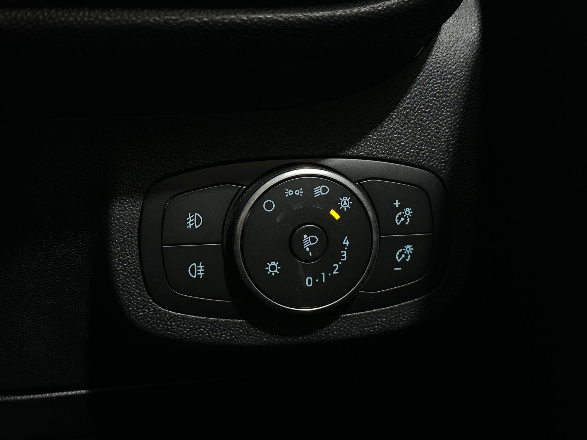 Ford Fiesta view 18