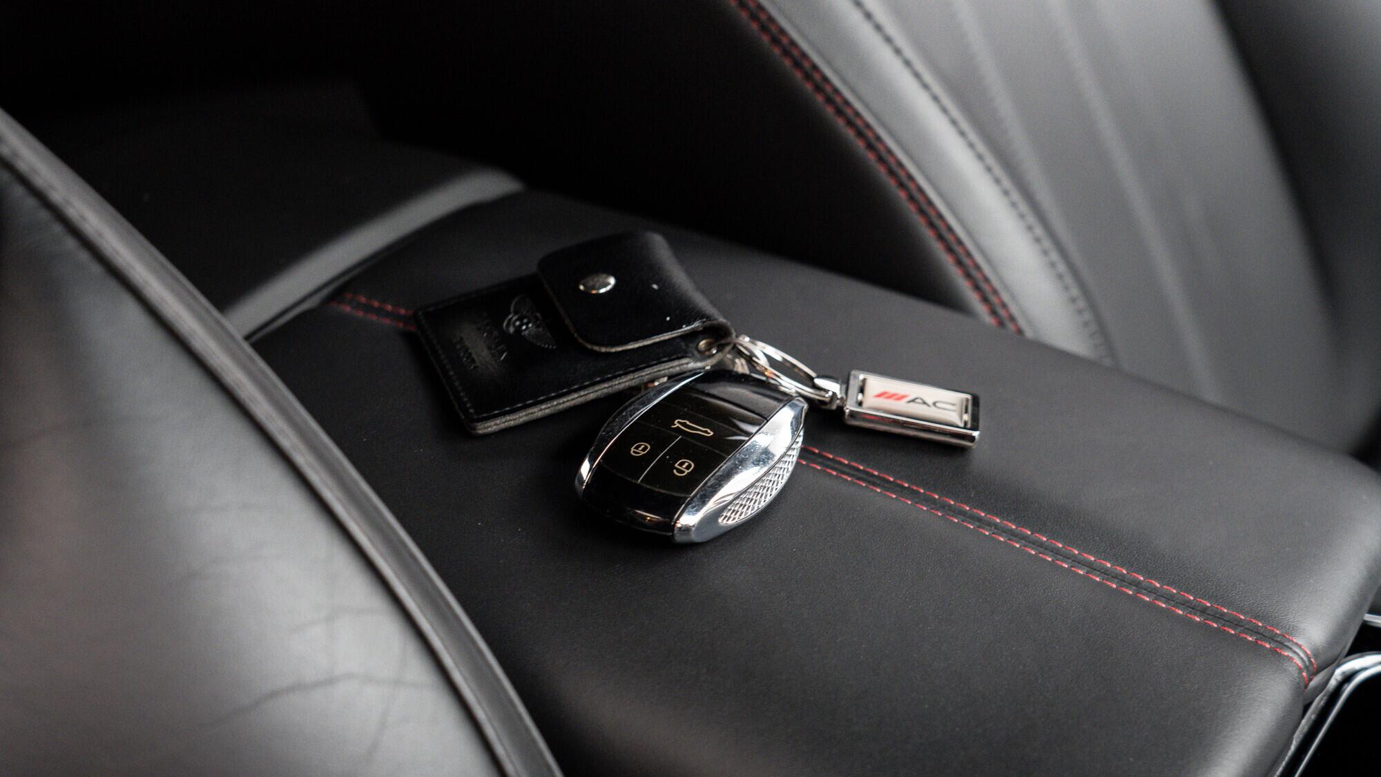 Bentley Continental view 52