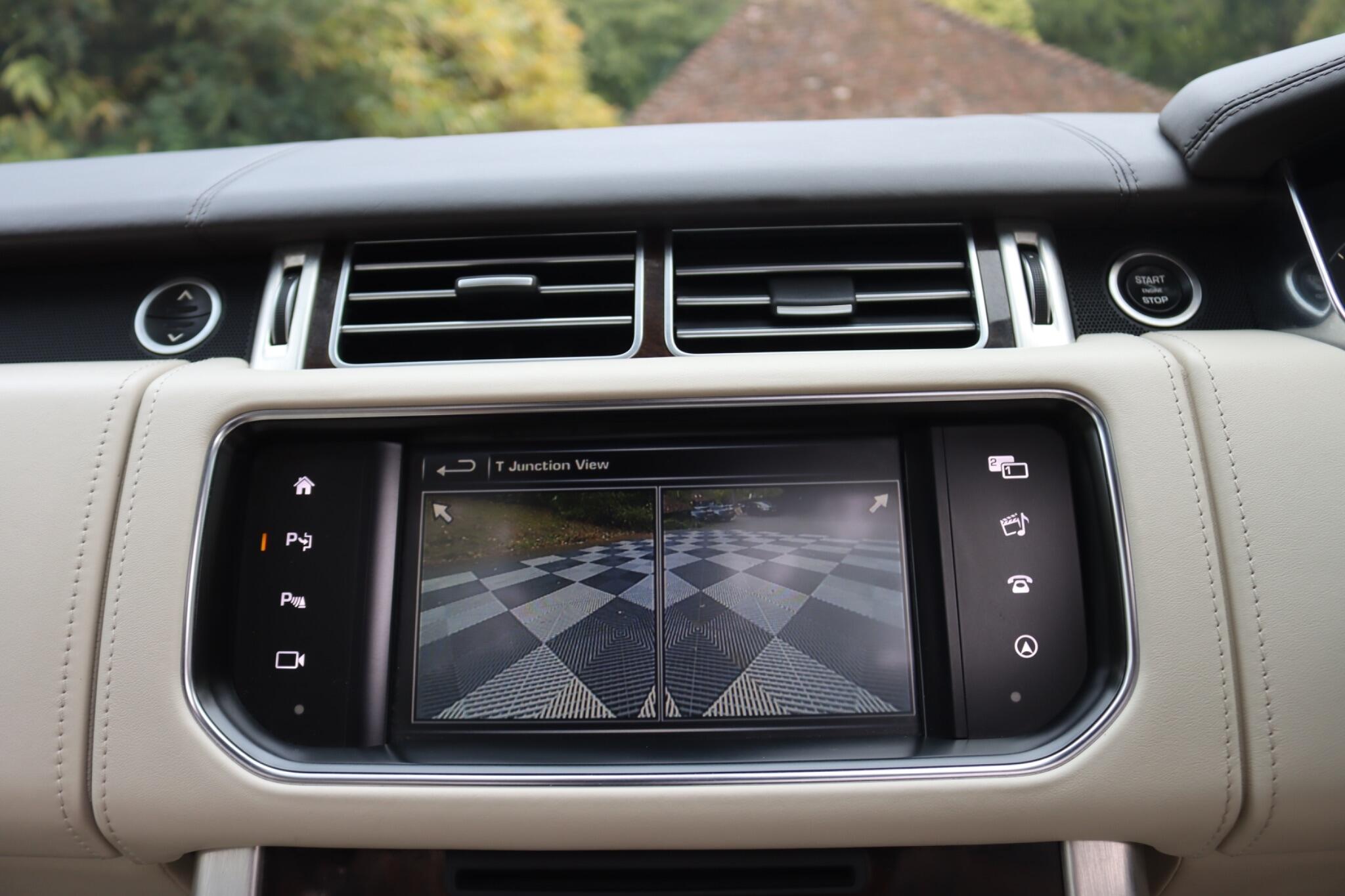 Land Rover Range Rover view 70