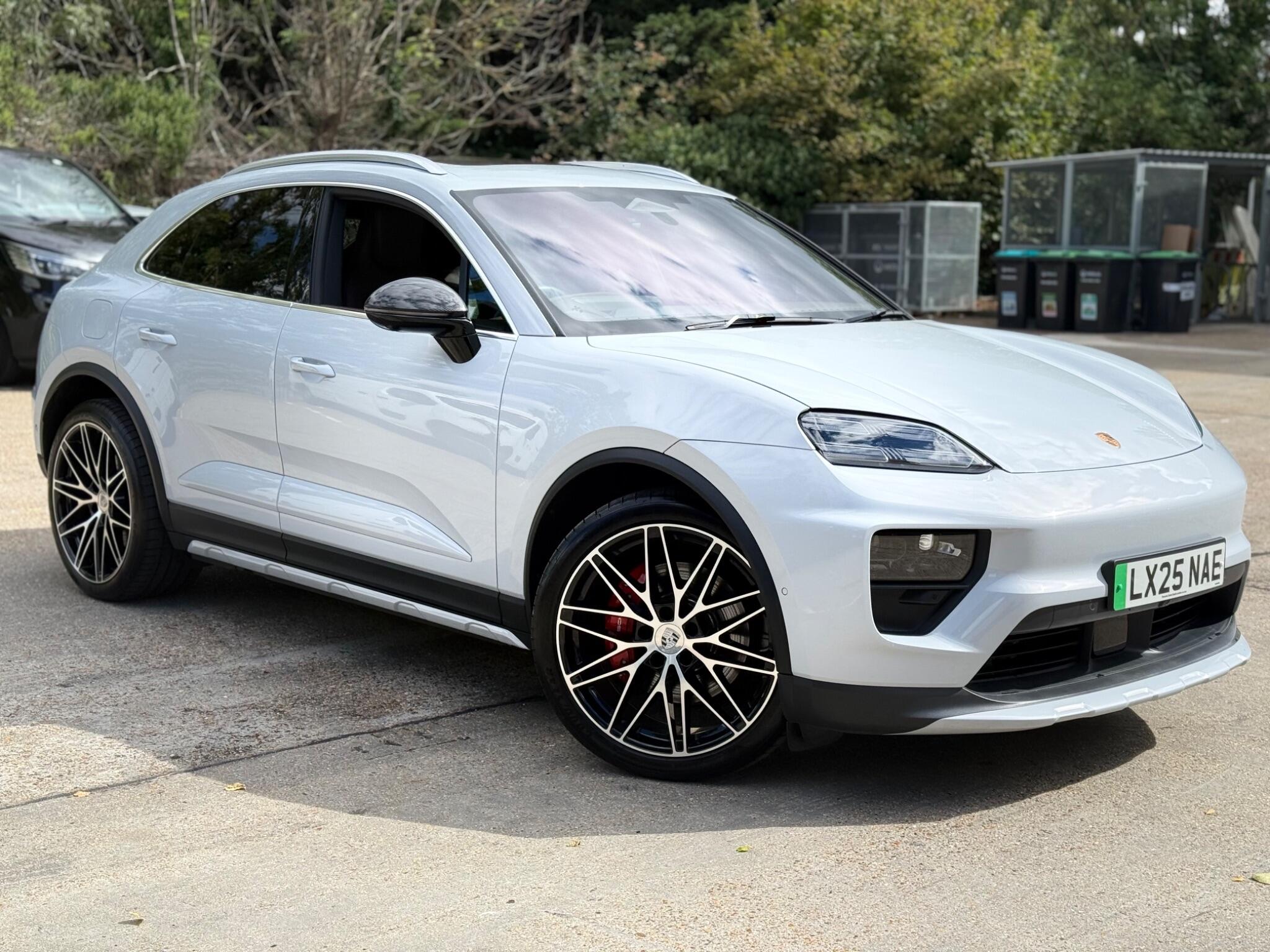 2025 Porsche Macan in Grey for sale