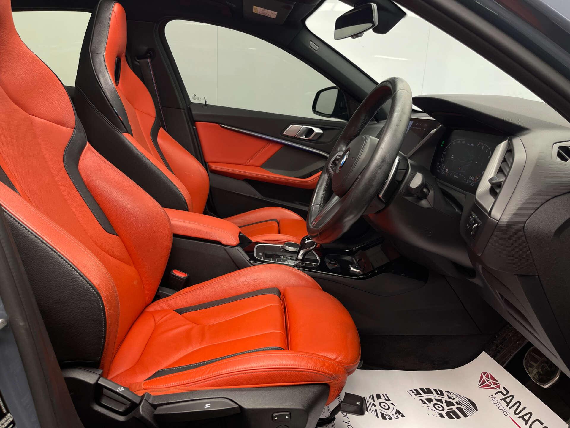 BMW 1 Series view 13
