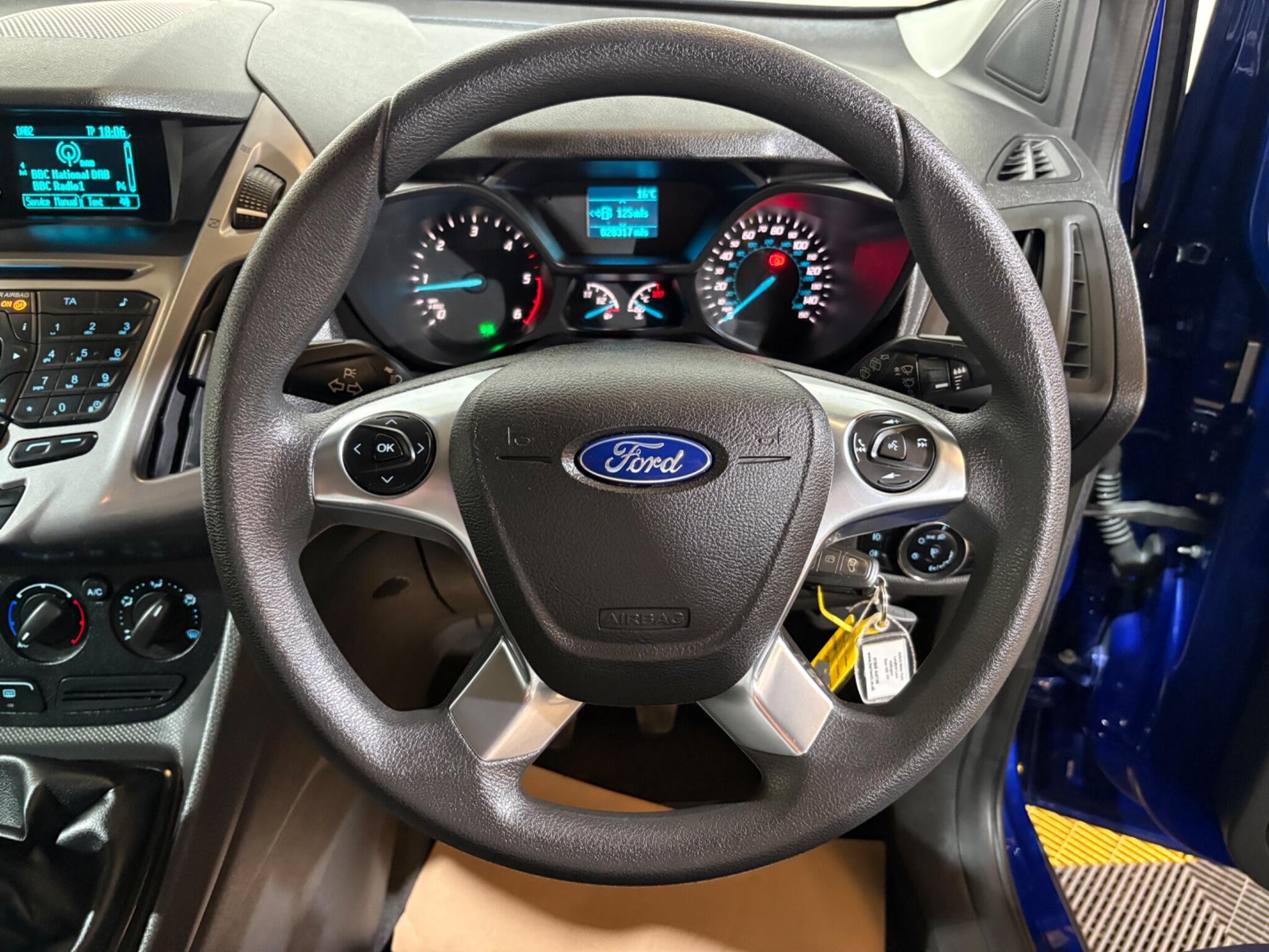 Ford Tourneo Connect view 6
