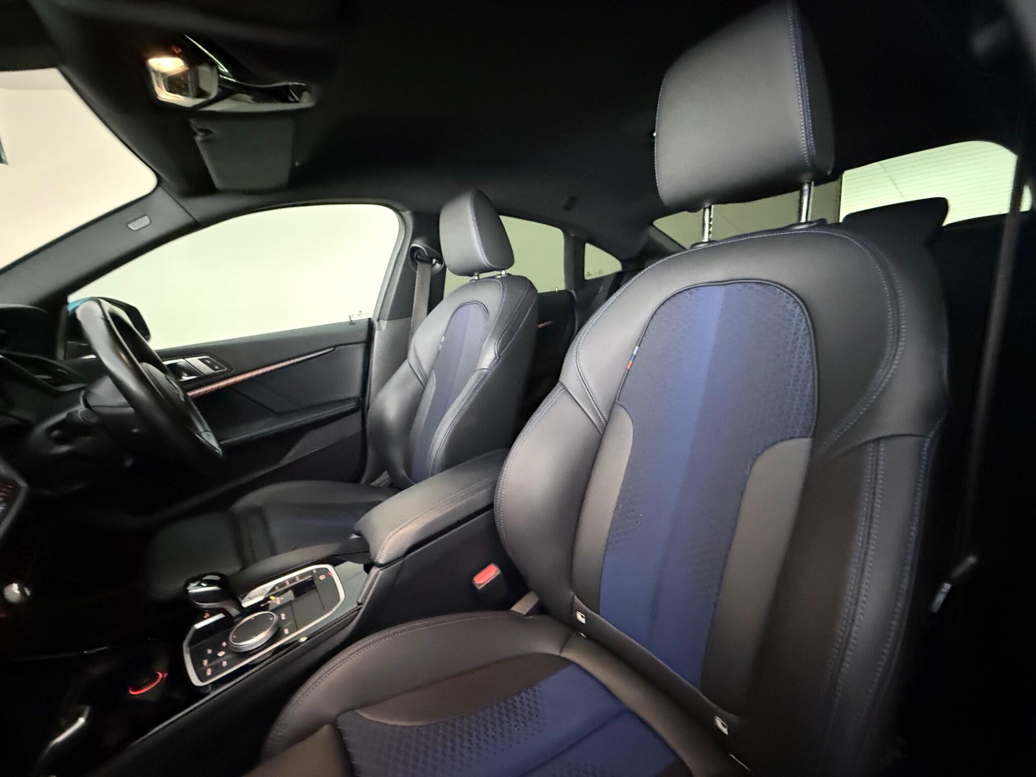 BMW 2 Series view 28