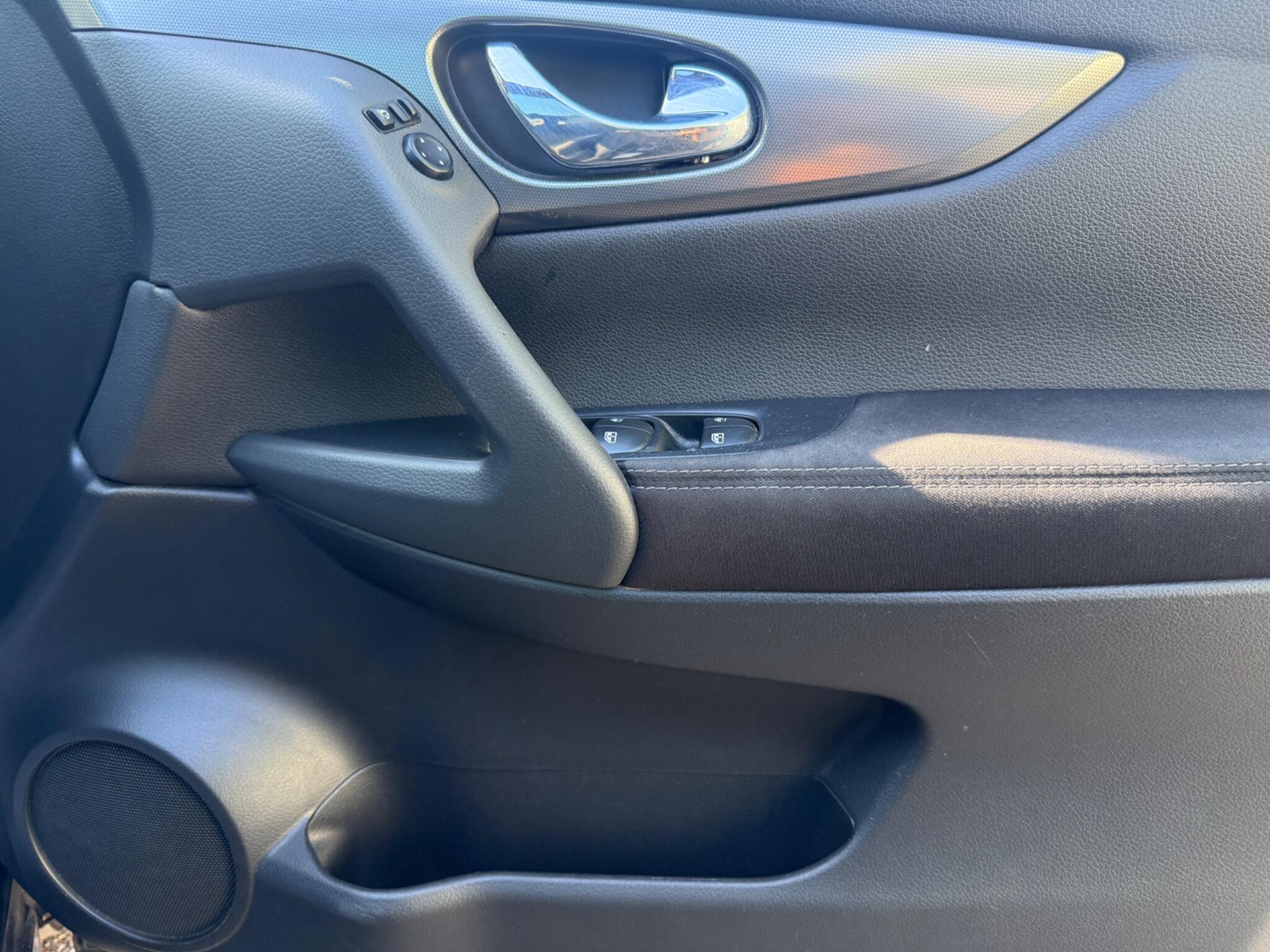 2017 Nissan Qashqai image 34