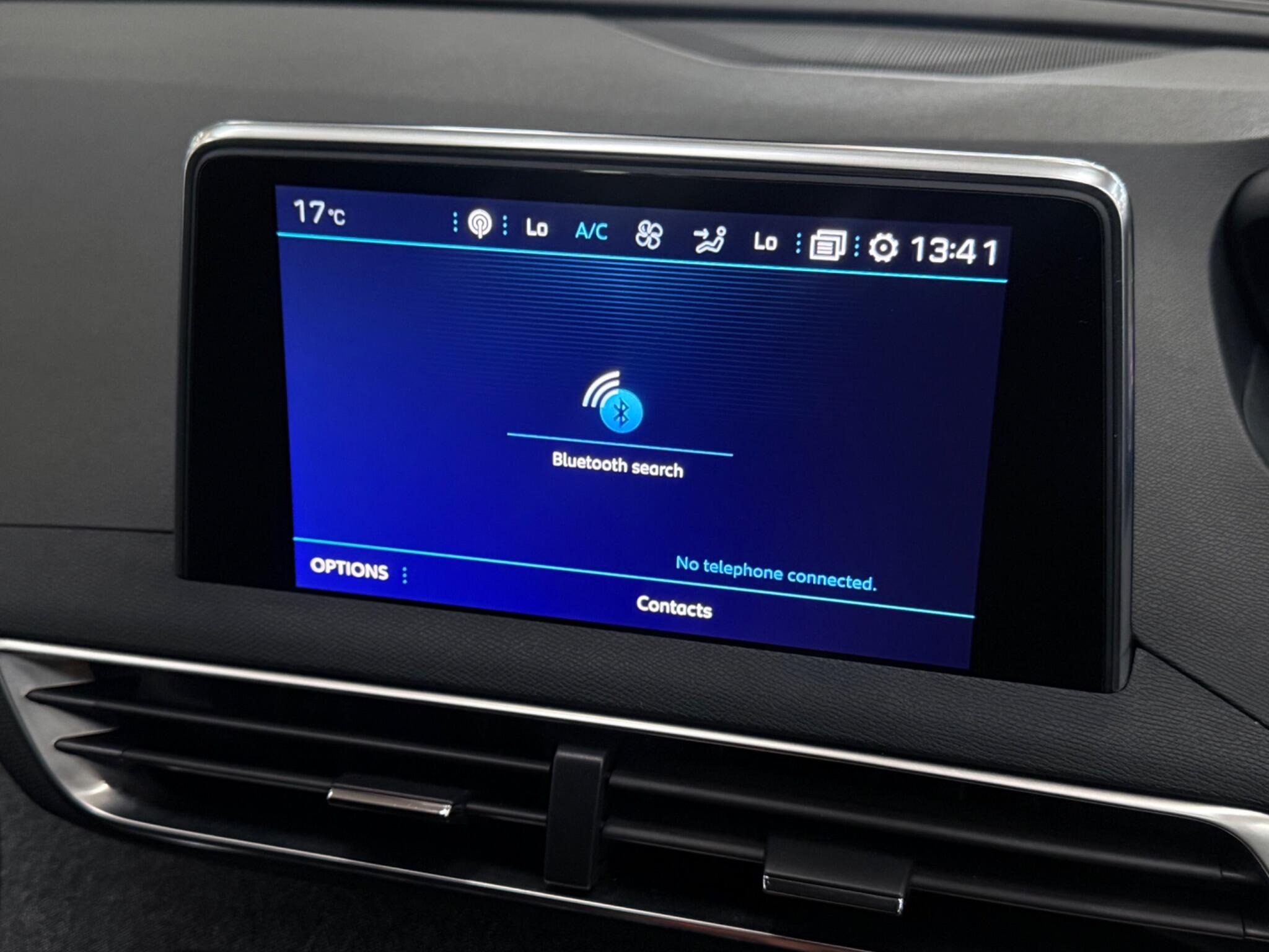 Peugeot 3008 view 23
