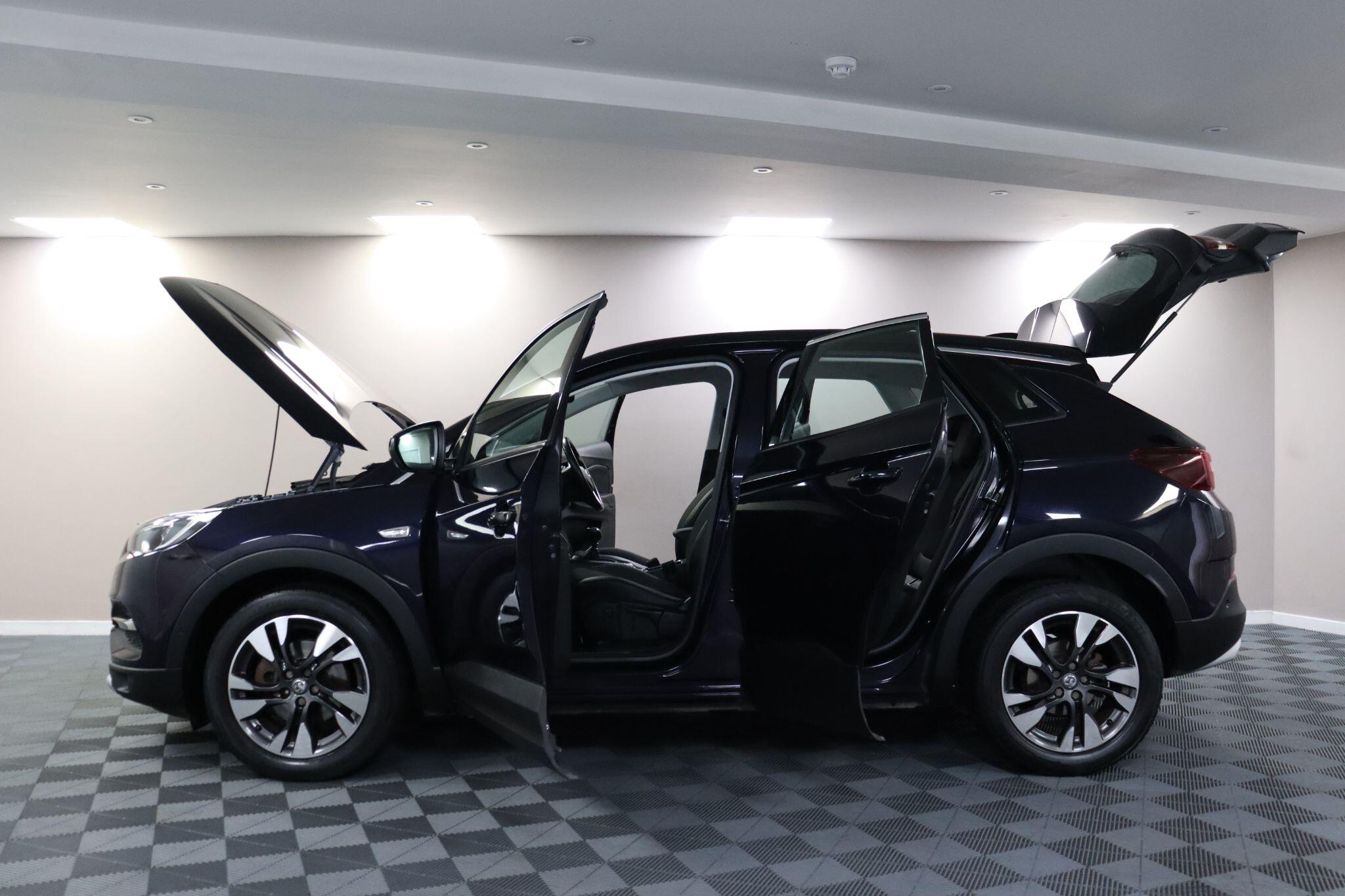 Vauxhall Grandland X view 6