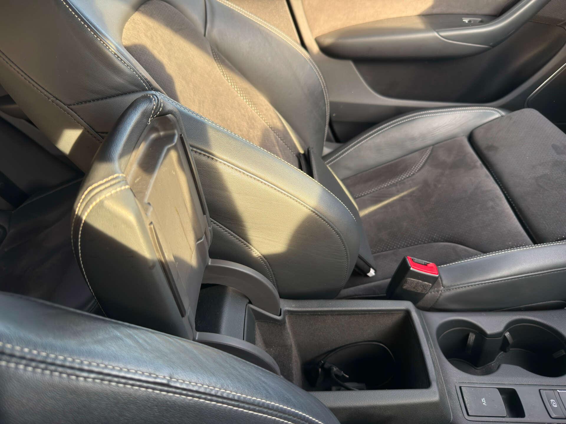 Audi Q3 view 65