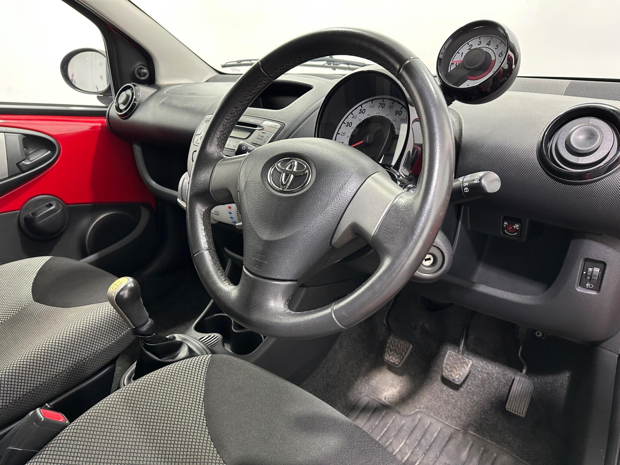 Toyota Aygo view 11