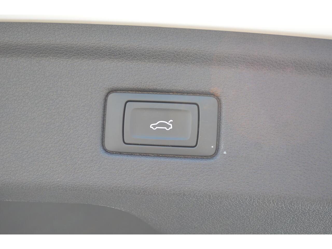 Audi A5 view 34
