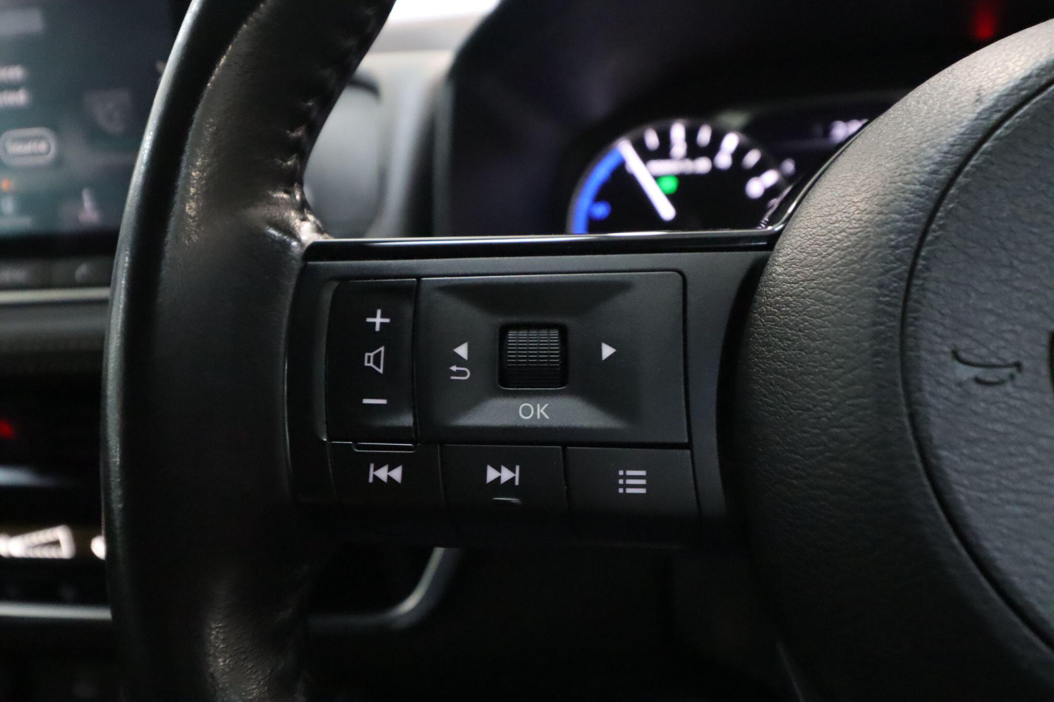 Nissan X-Trail view 40