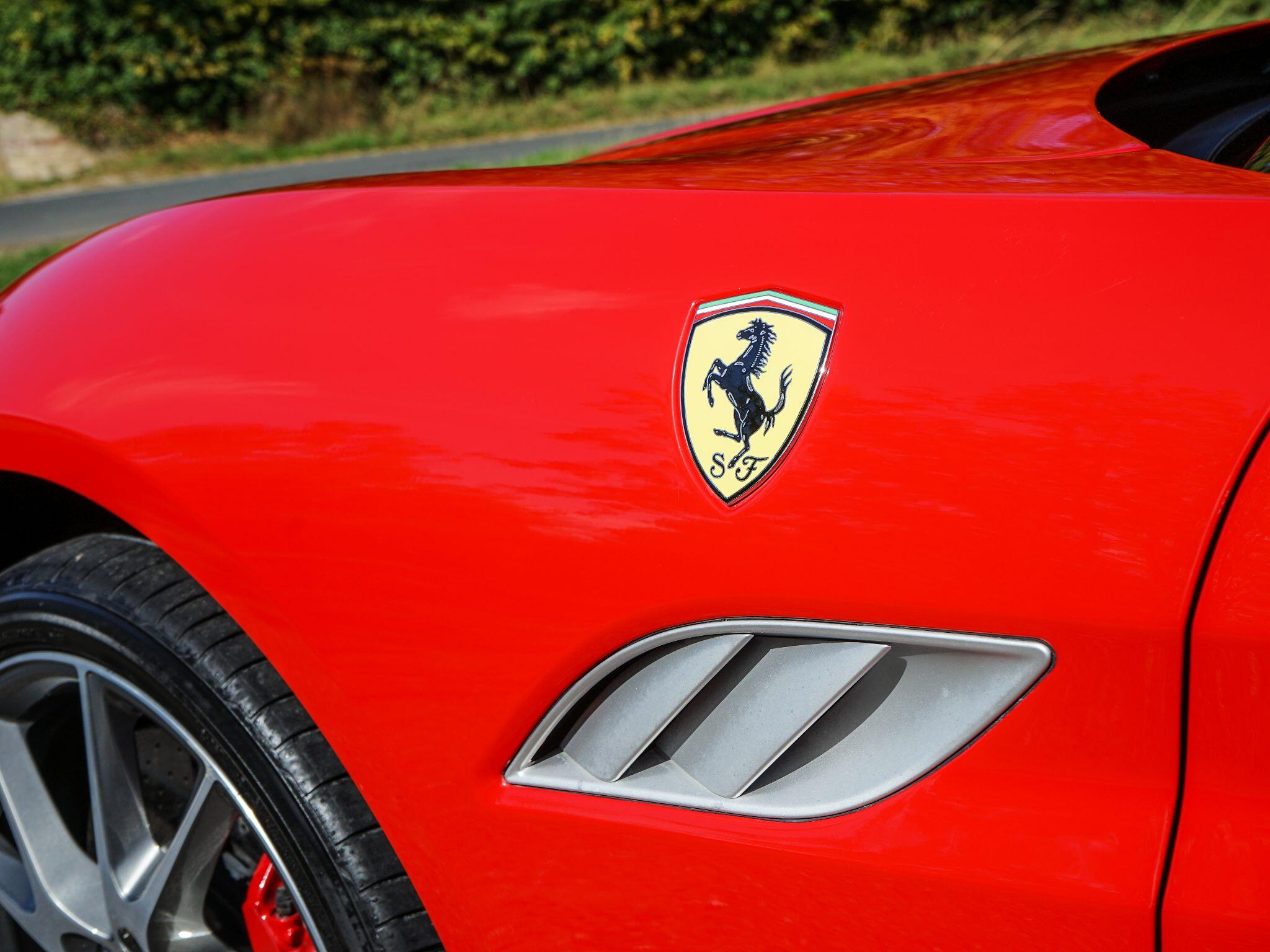 Ferrari California view 29