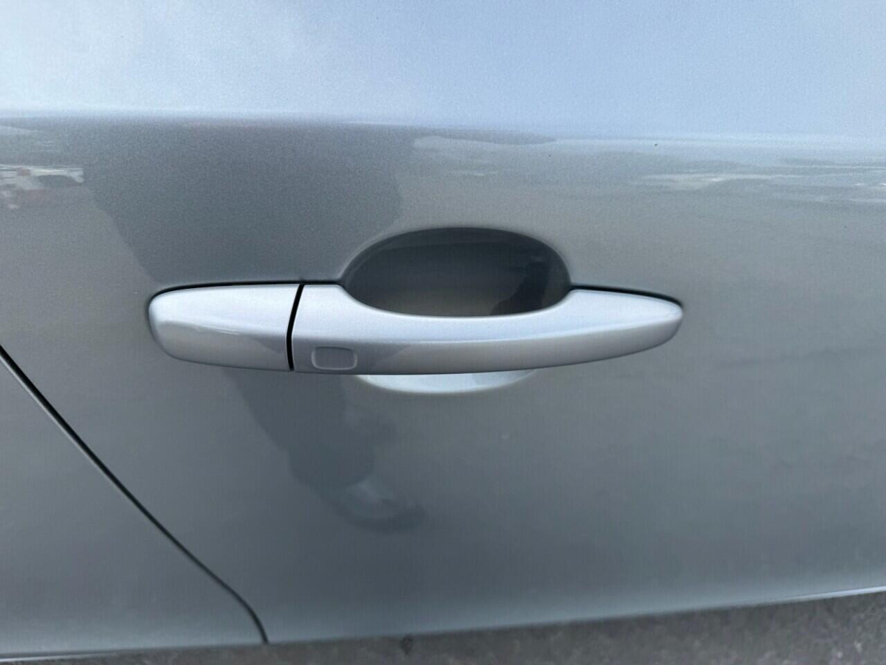 Volvo V40 view 36