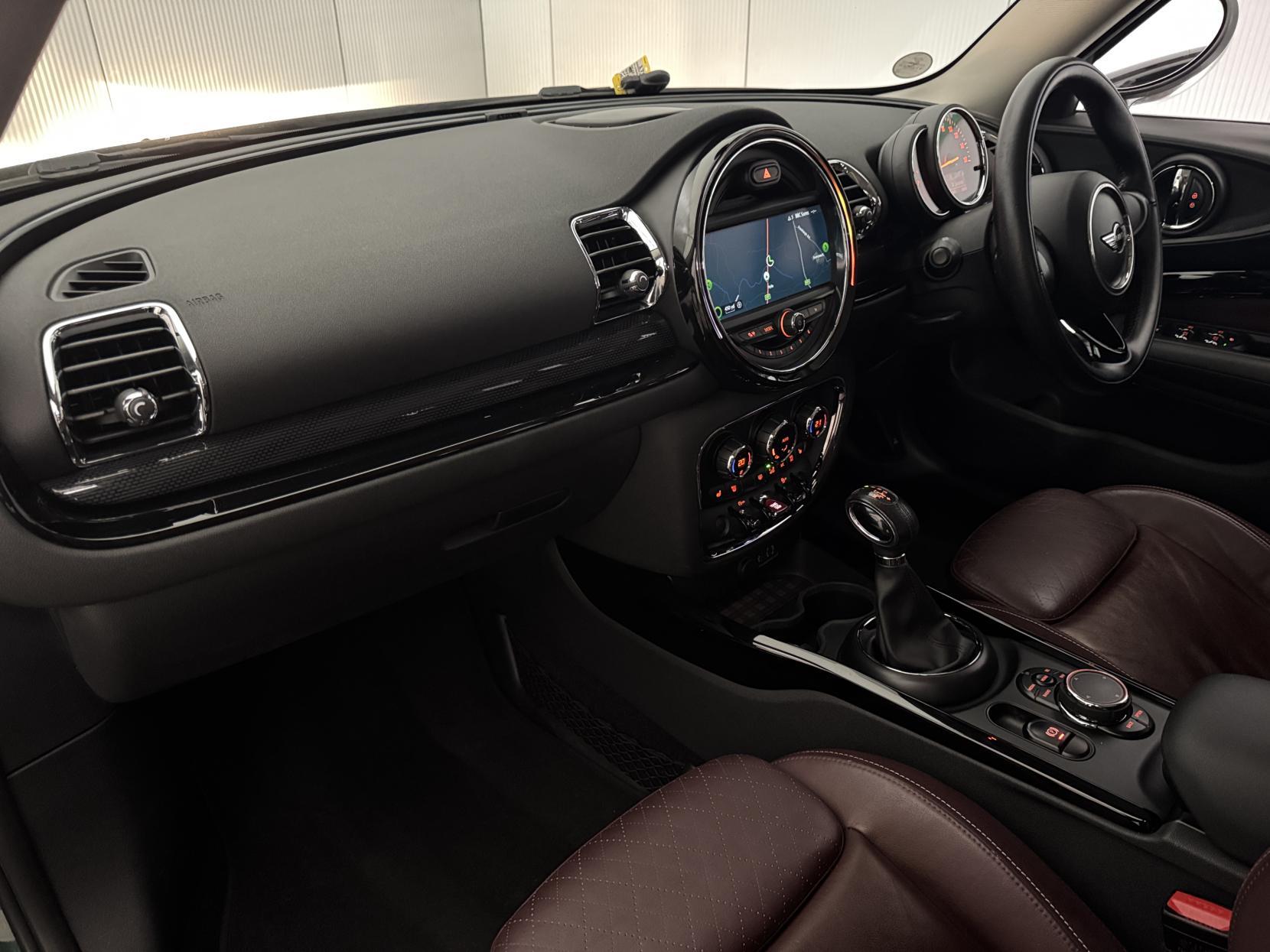 MINI Clubman view 62