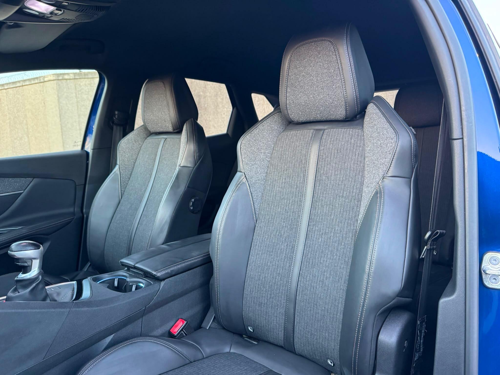 Peugeot 3008 view 42