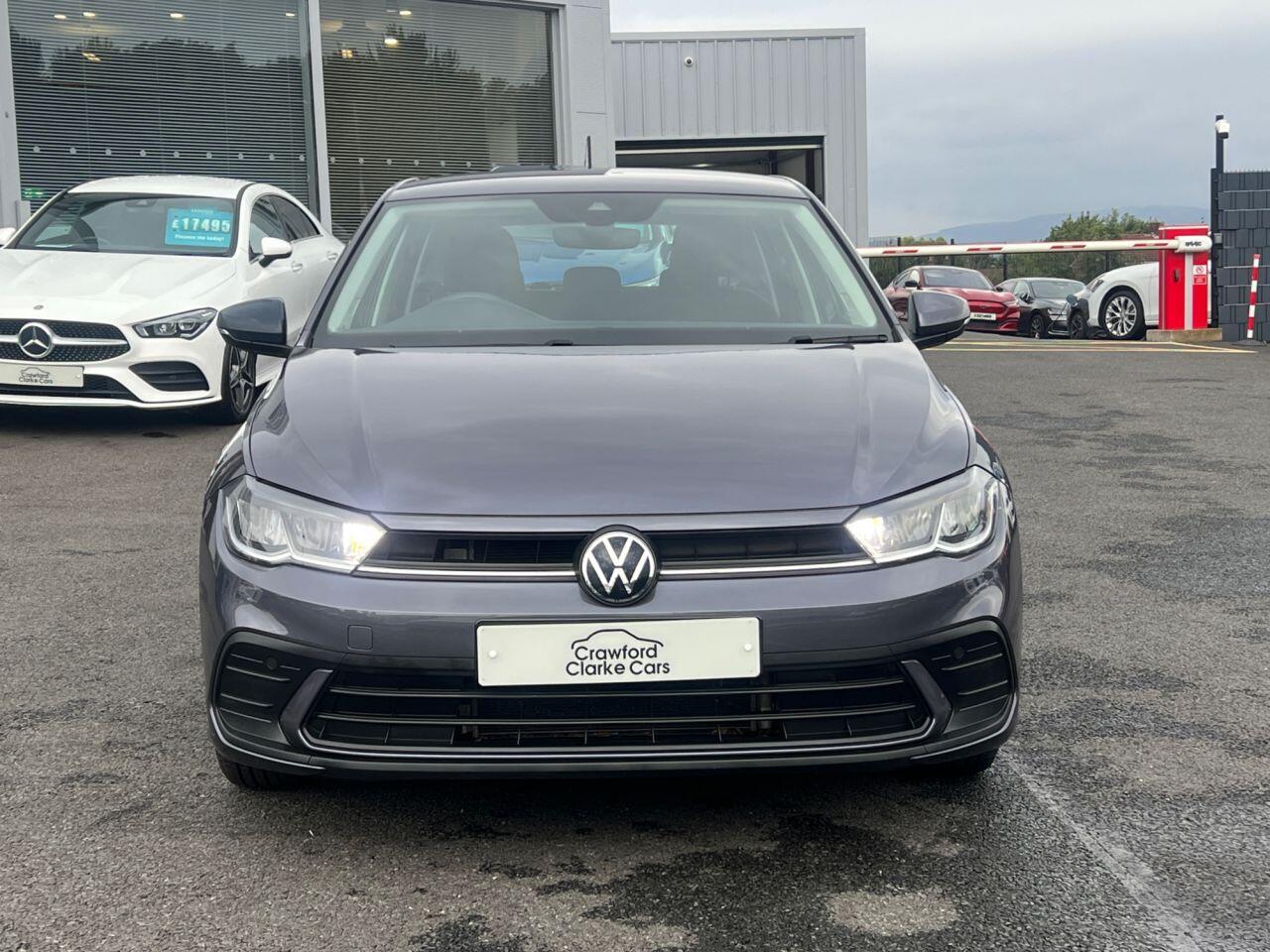 Volkswagen Polo view 2