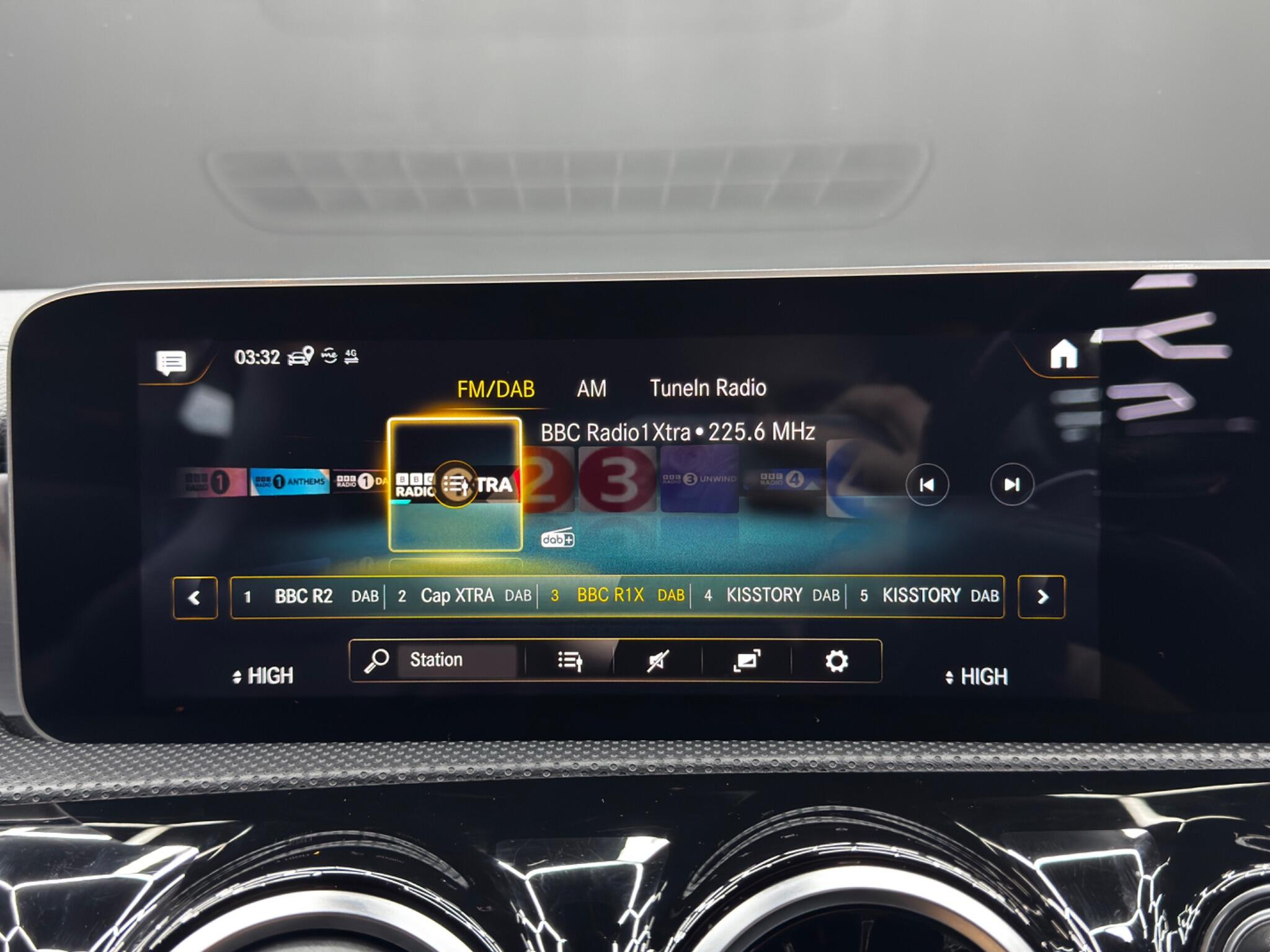 Mercedes-Benz A-Class view 33