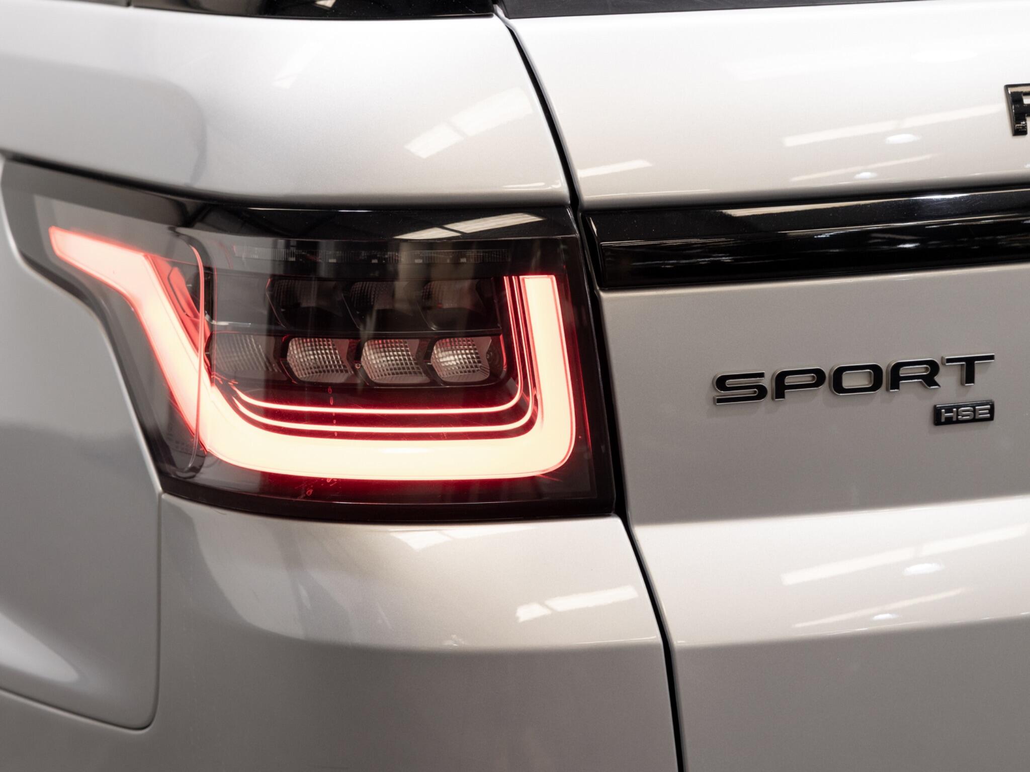 Land Rover Range Rover Sport view 16
