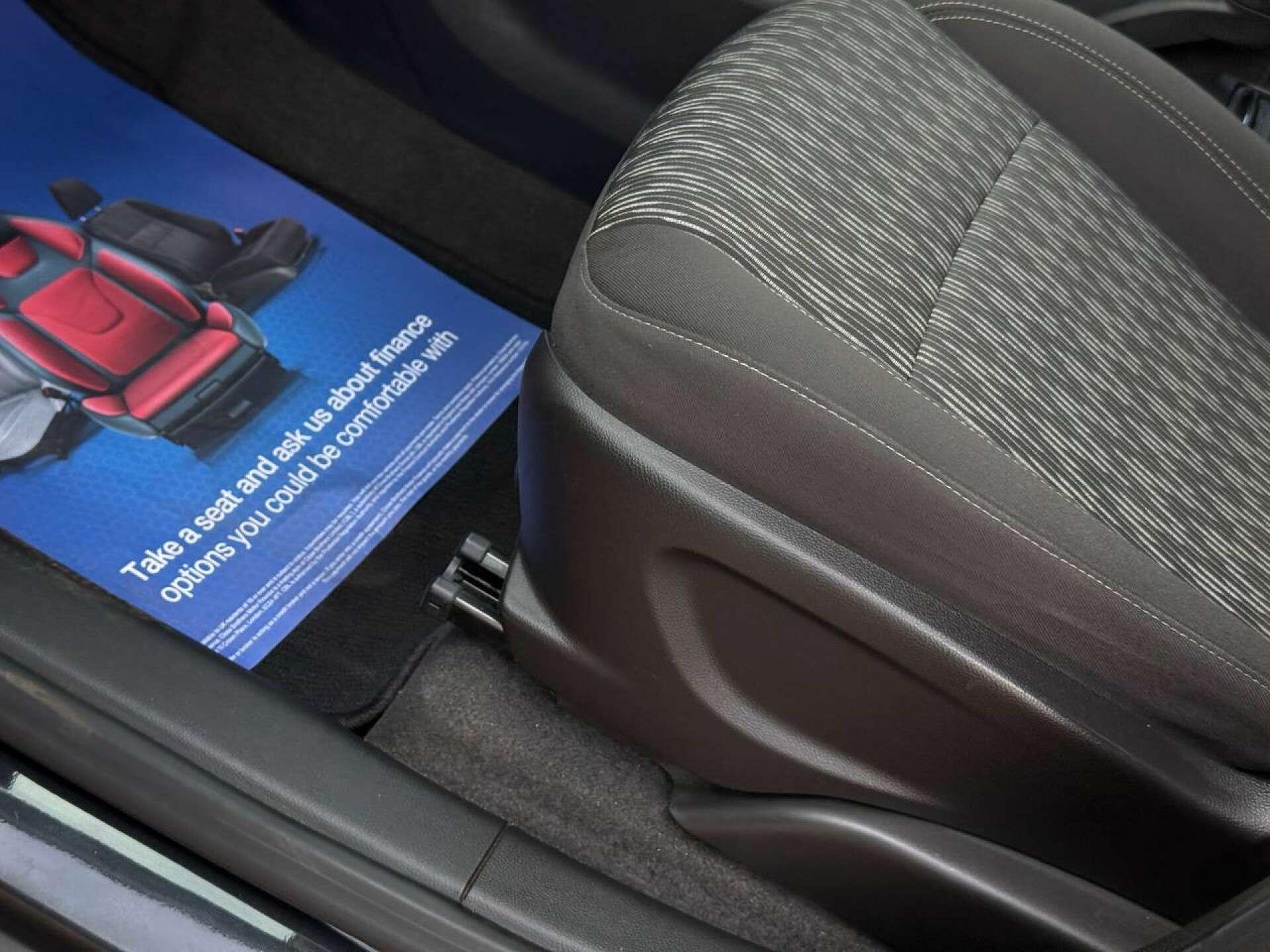 Vauxhall Mokka view 41