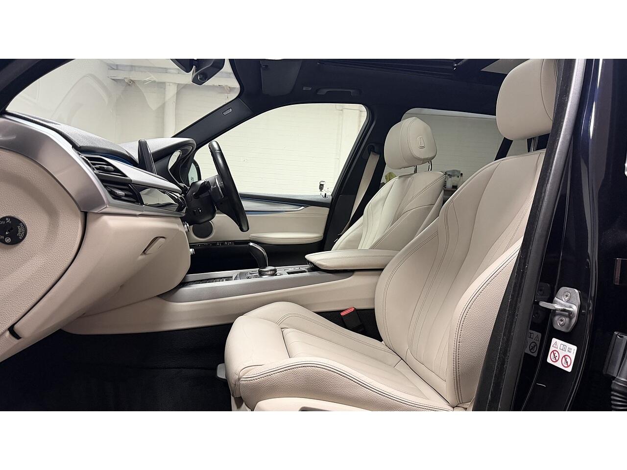 BMW X5 view 26