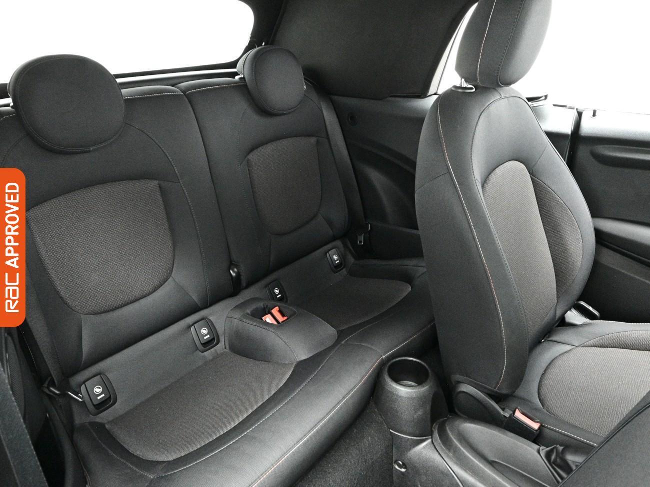 Mini Convertible view 13