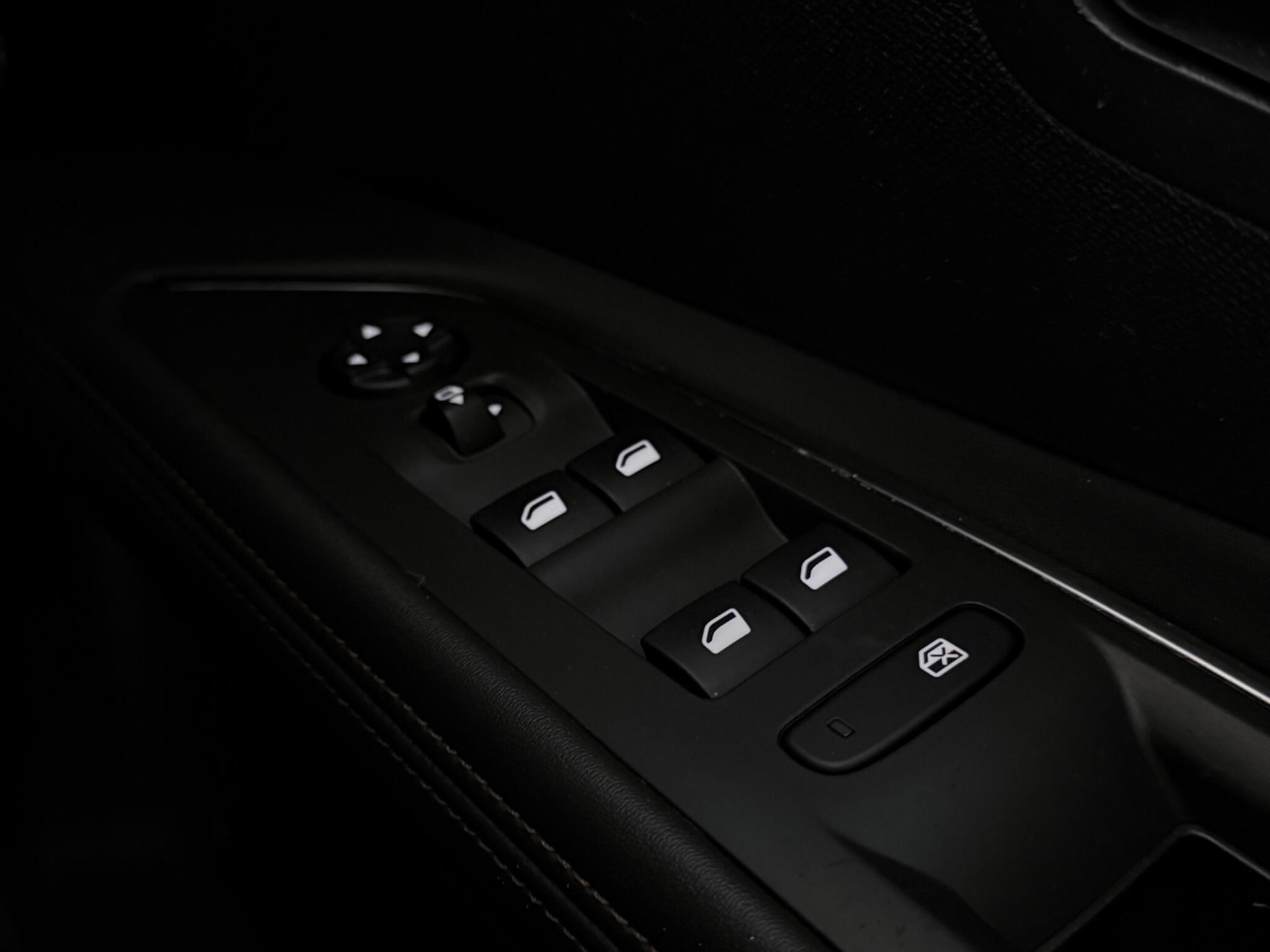 Peugeot 5008 view 20