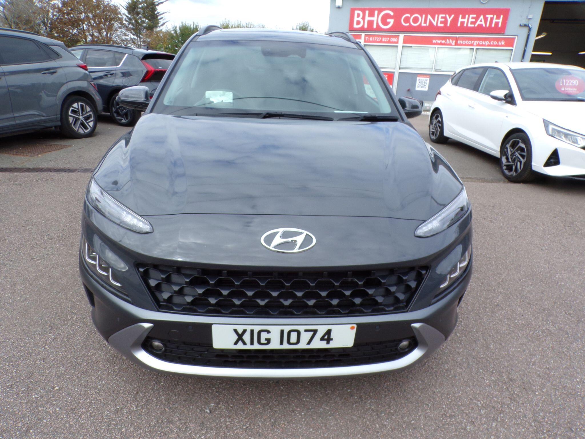Hyundai Kona view 3