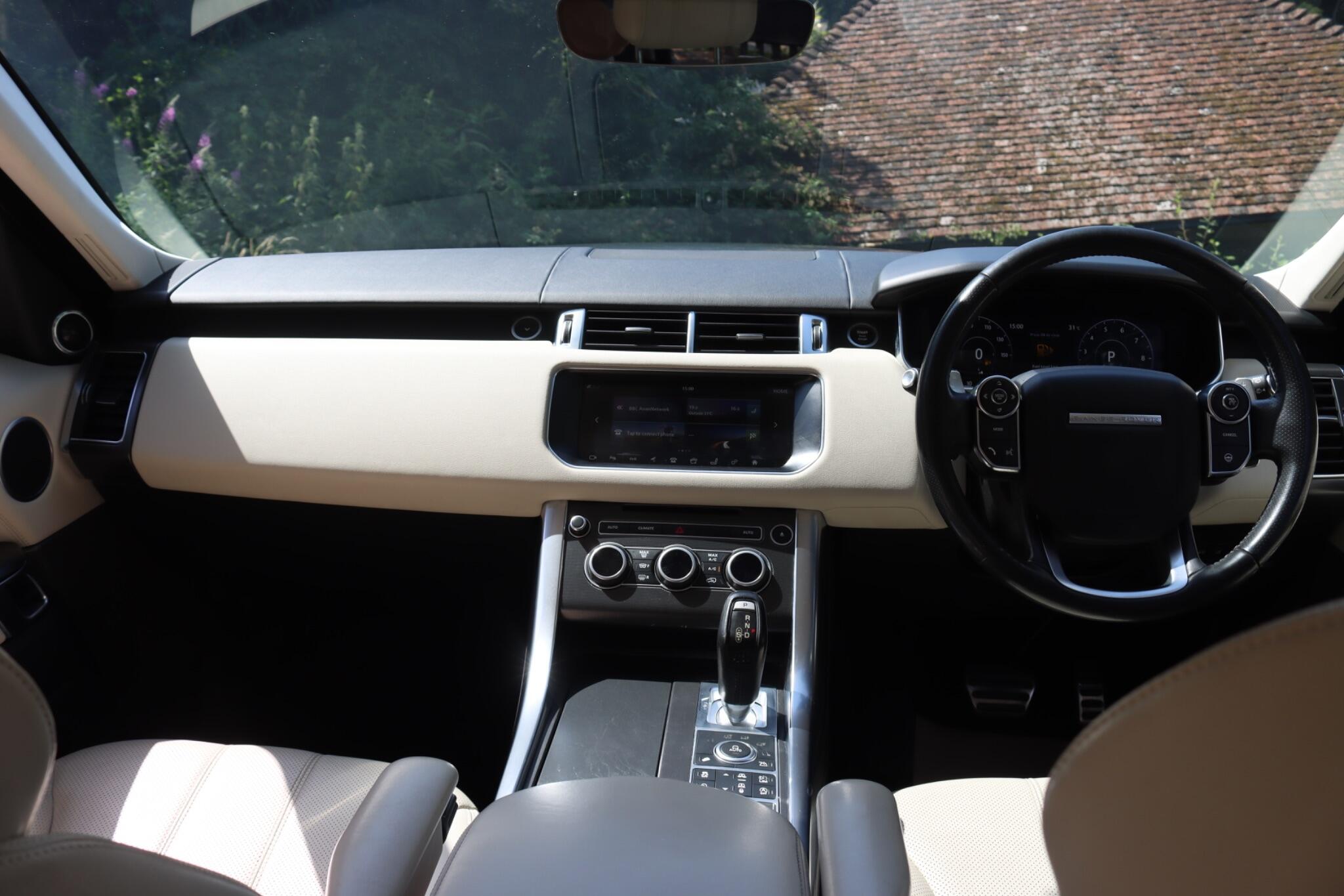 Land Rover Range Rover Sport view 8