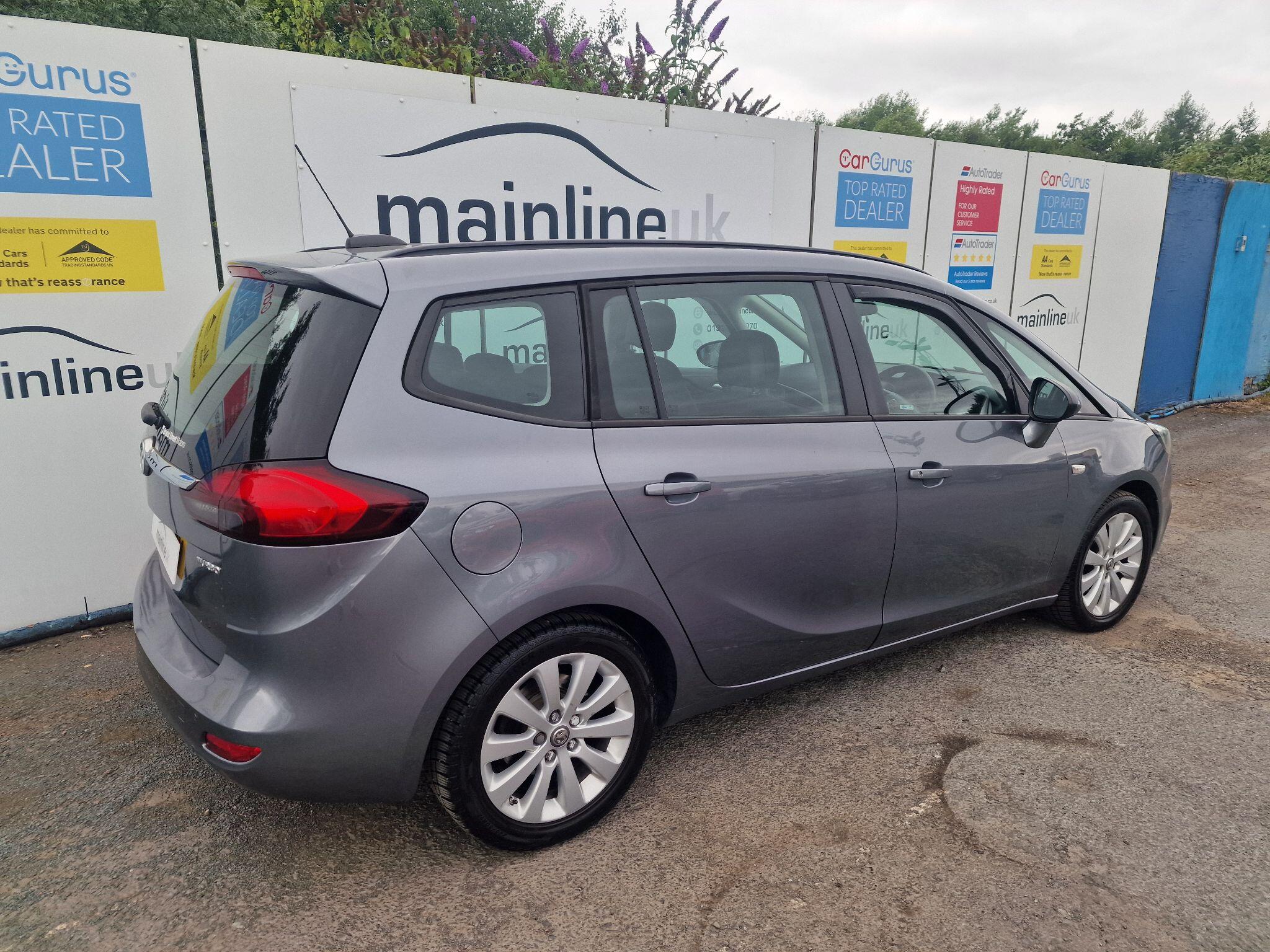 Vauxhall Zafira Tourer view 16