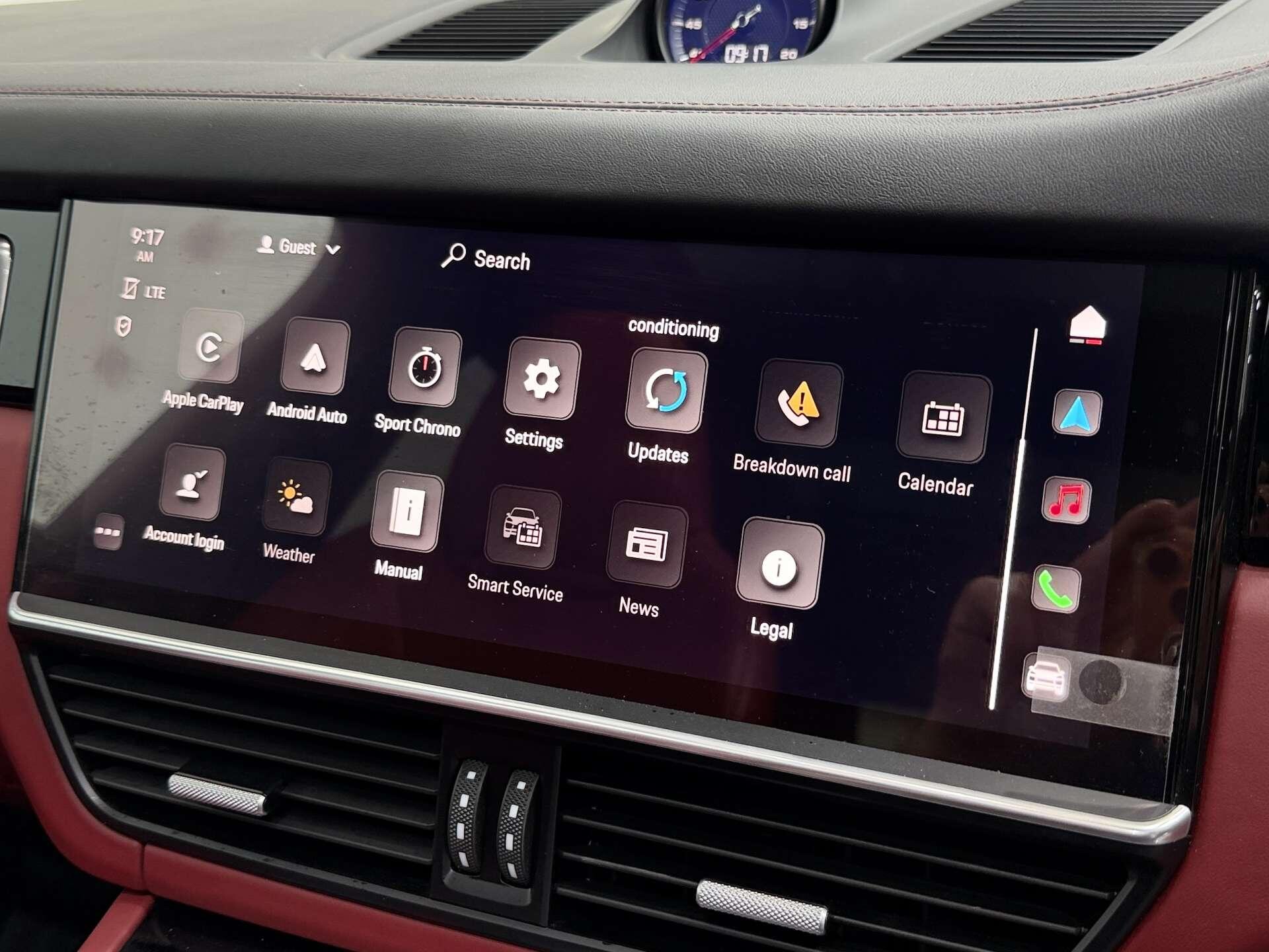 Porsche Cayenne view 53