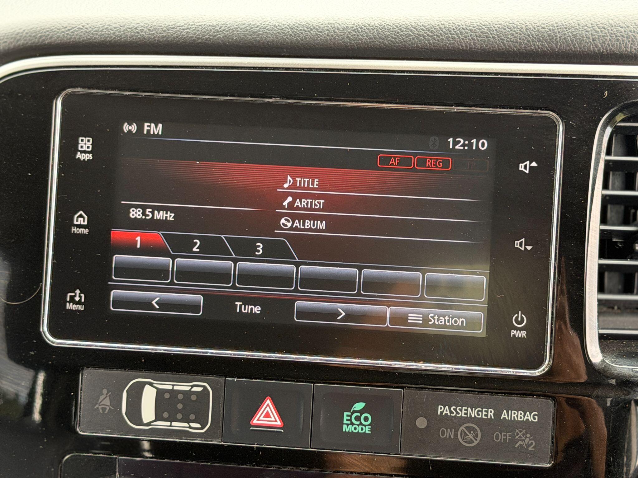 Mitsubishi Outlander view 40