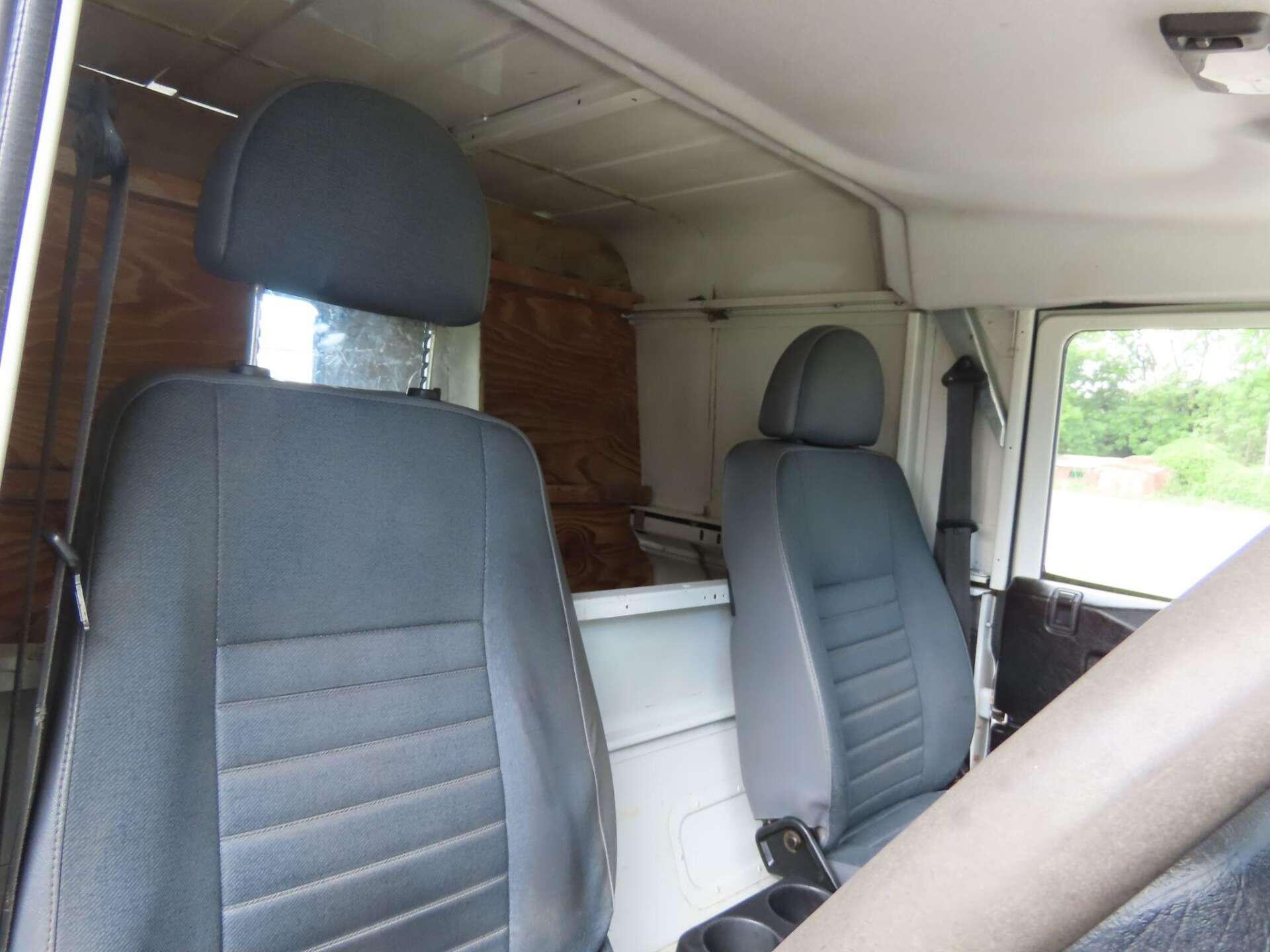 Land Rover Defender view 8