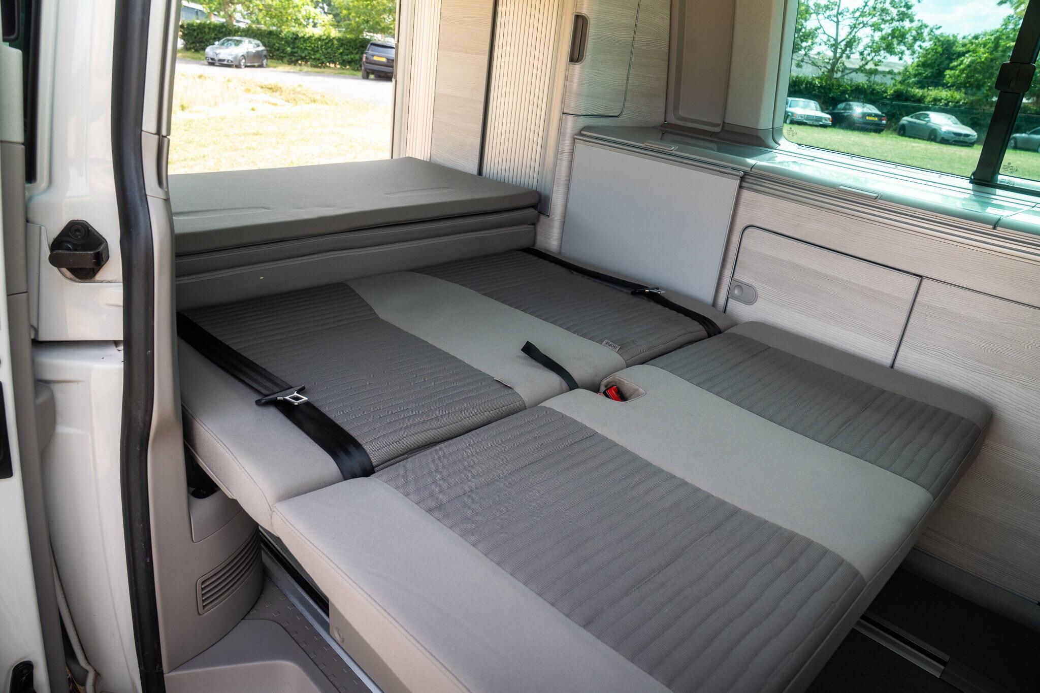 Volkswagen California view 47