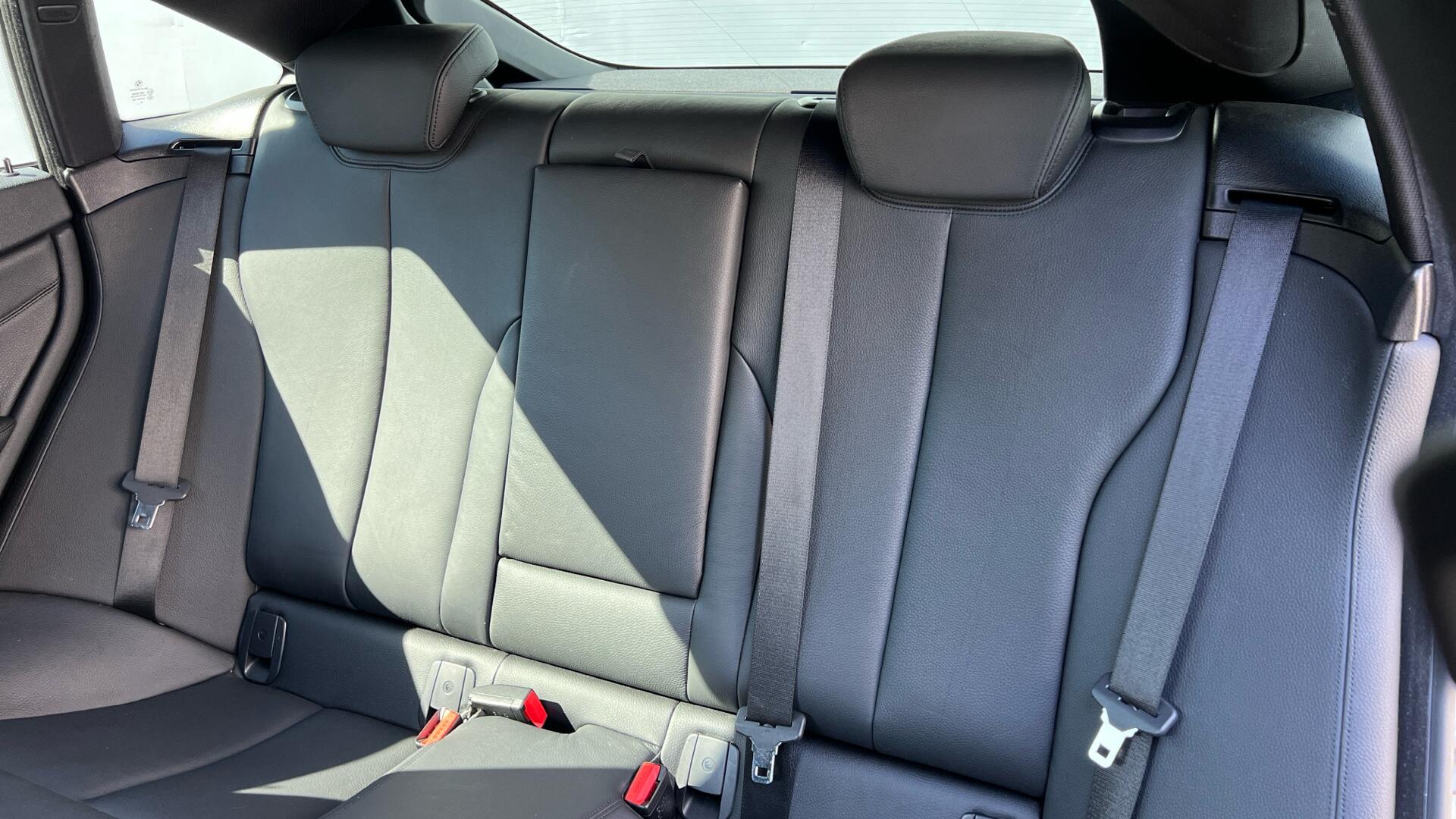 BMW 4 Series view 12