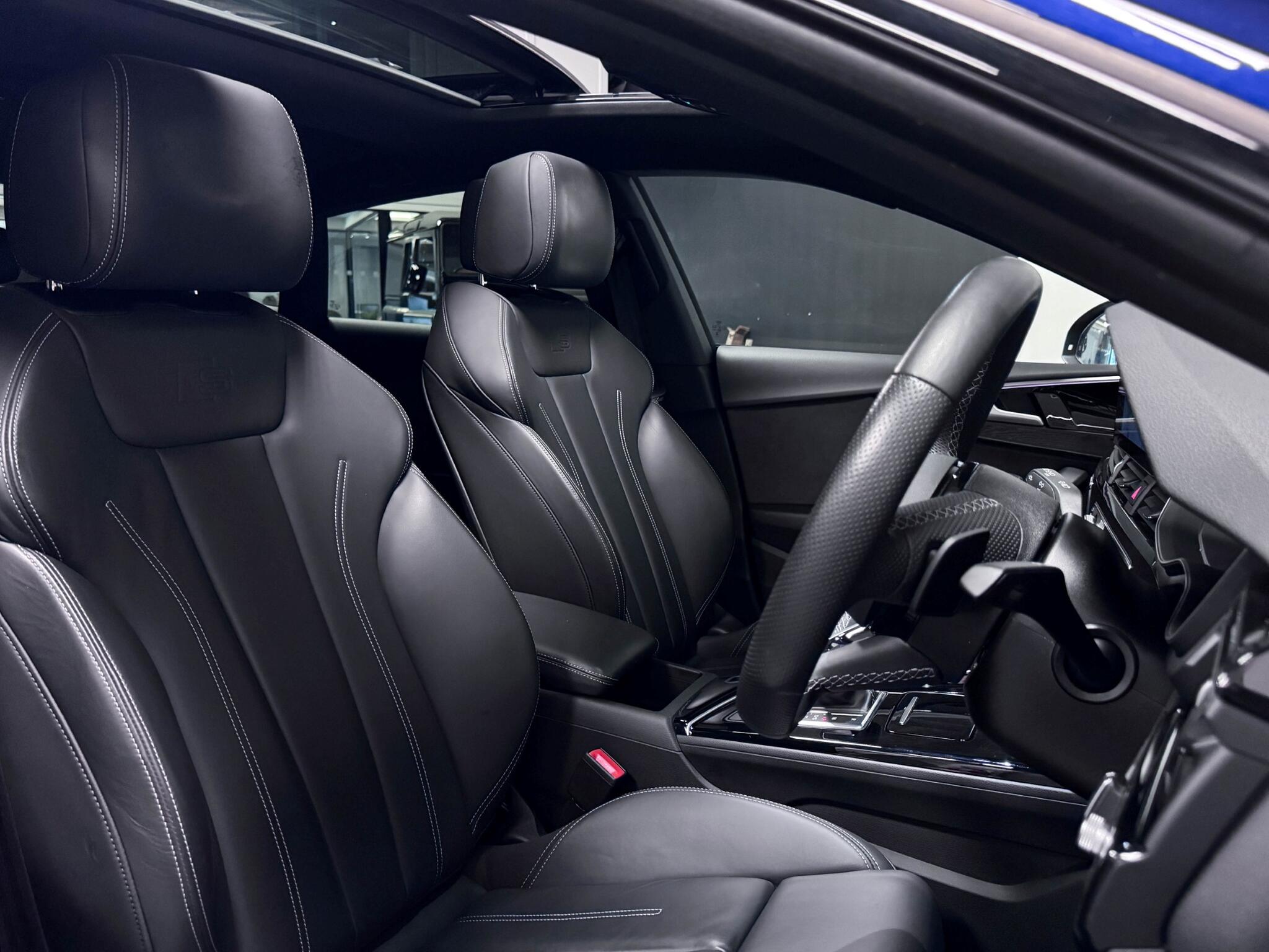 Audi A5 view 26