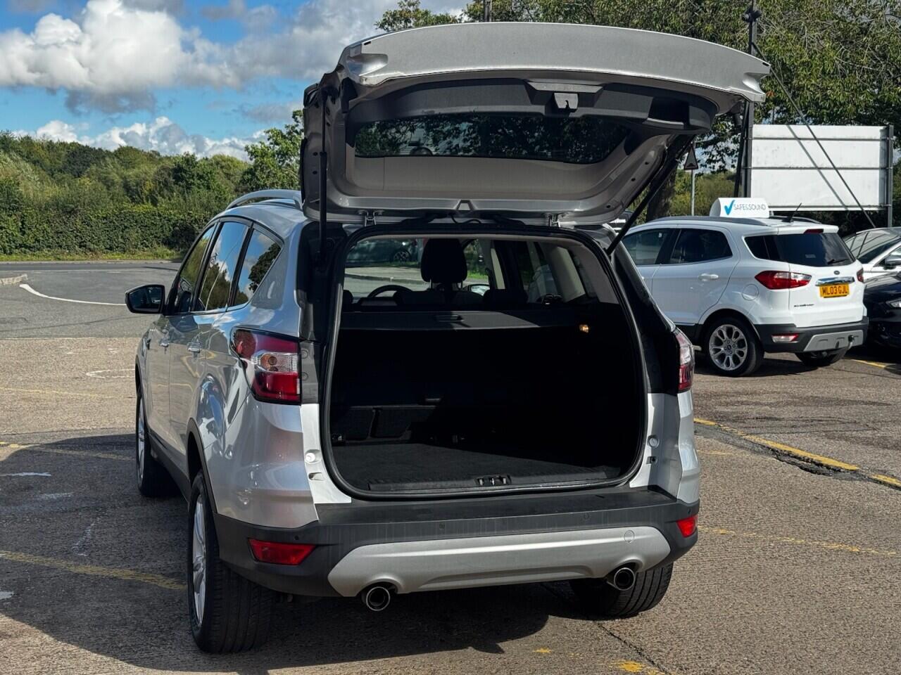 Ford Kuga view 14