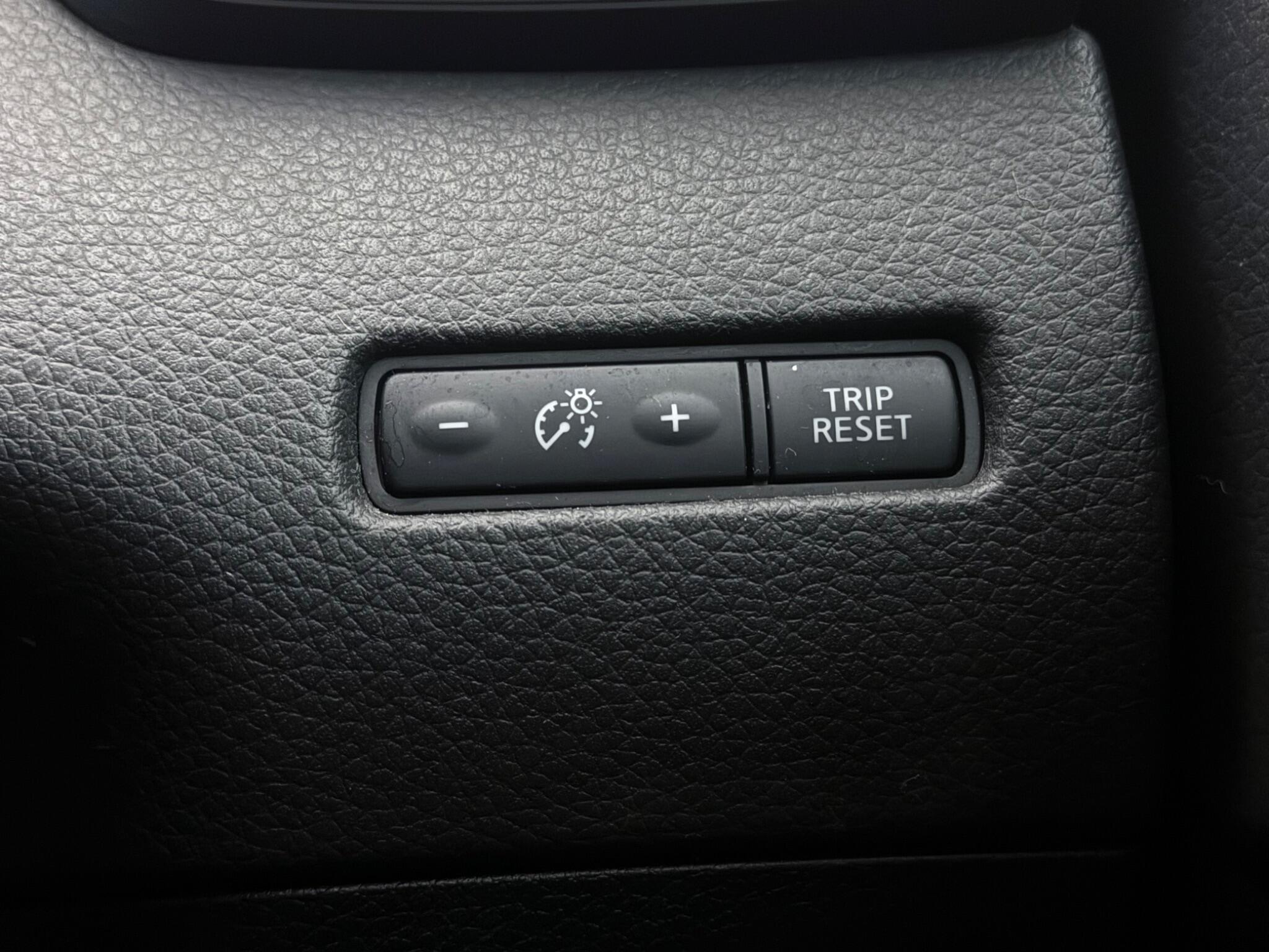 Nissan Qashqai view 18